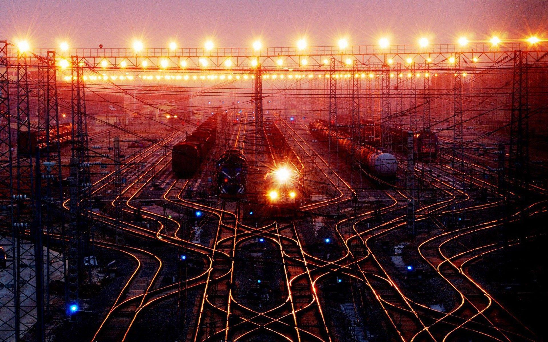 1920x1200 HD Train Wallpaper