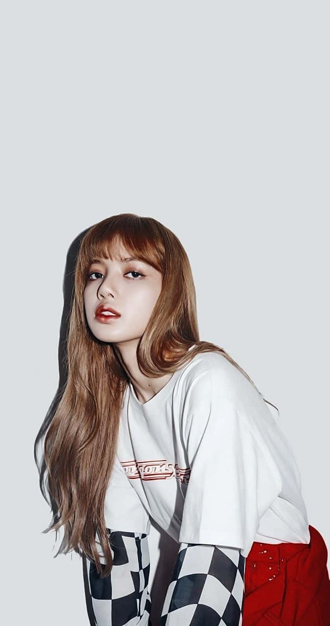 675x1280 singer and style icon Lalisa Manoban