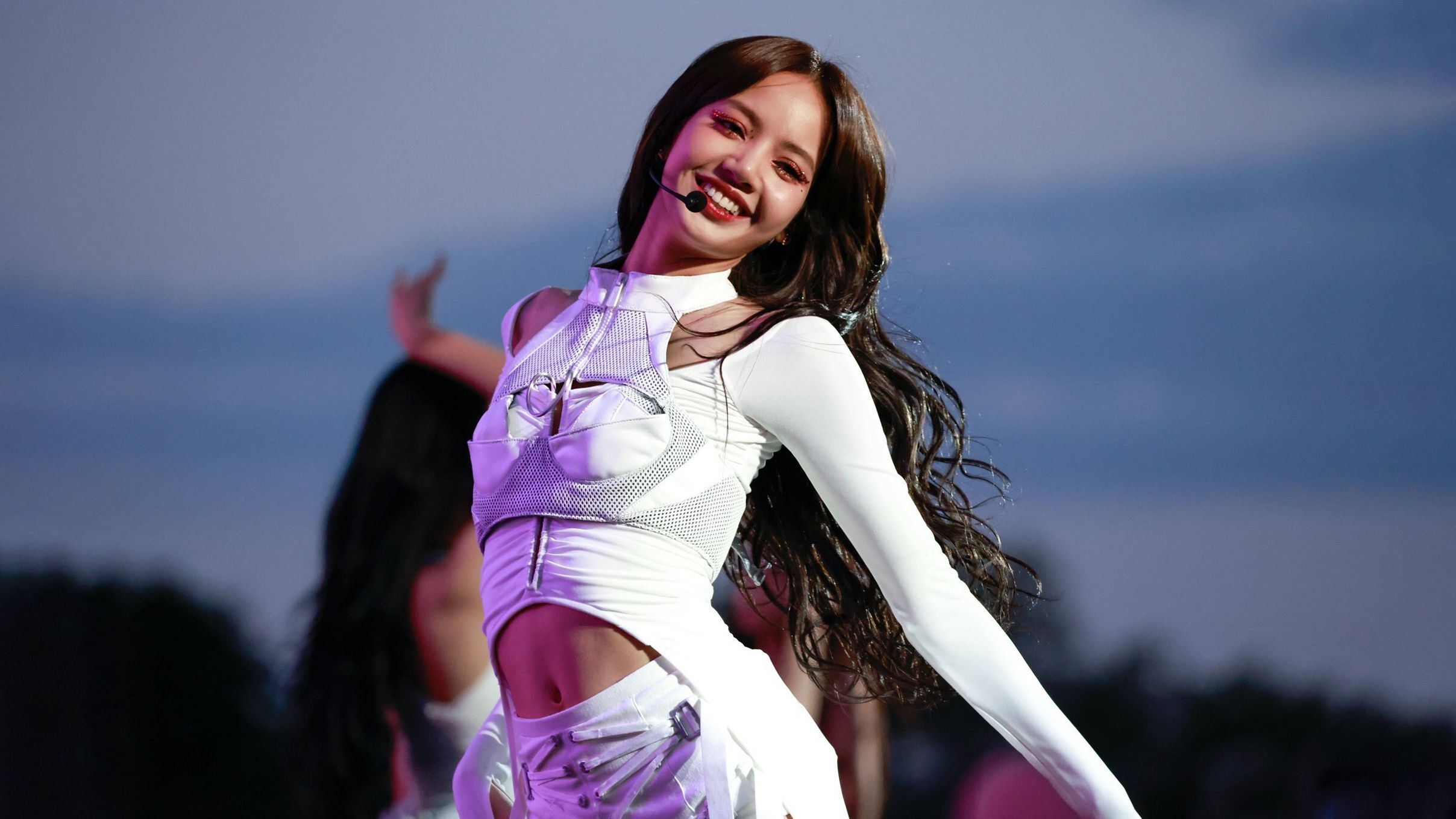 2416x1359 Wallpaper Wallpaper for desktop, kpop