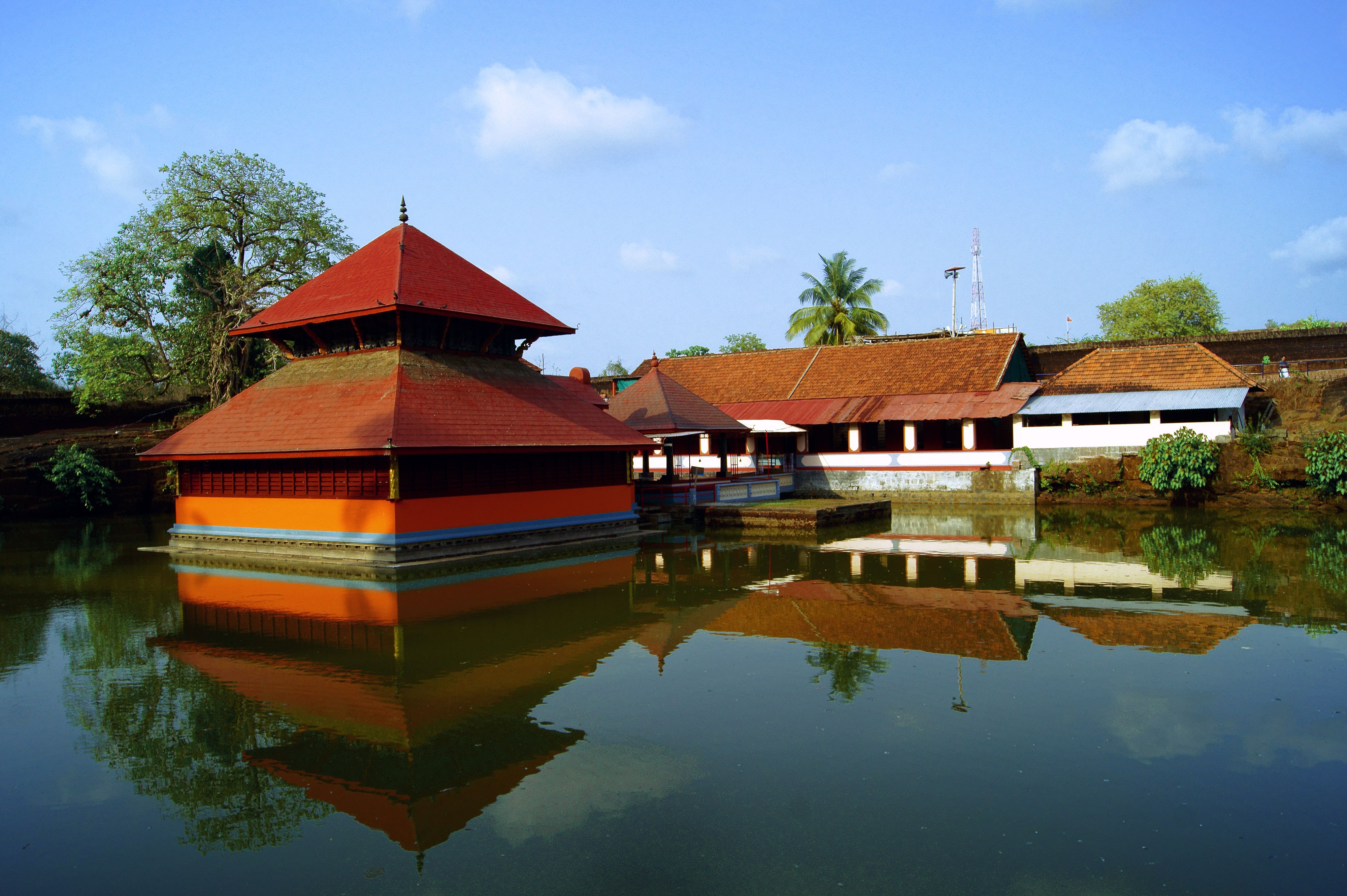 4000x2662 Ananthapura Lake Temple, Kasaragod