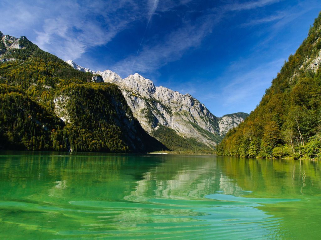 1024x768 Download wallpaper mountains, lake