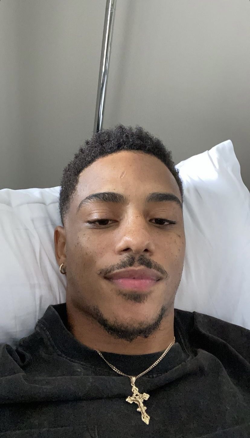 828x1448 Keith Powers