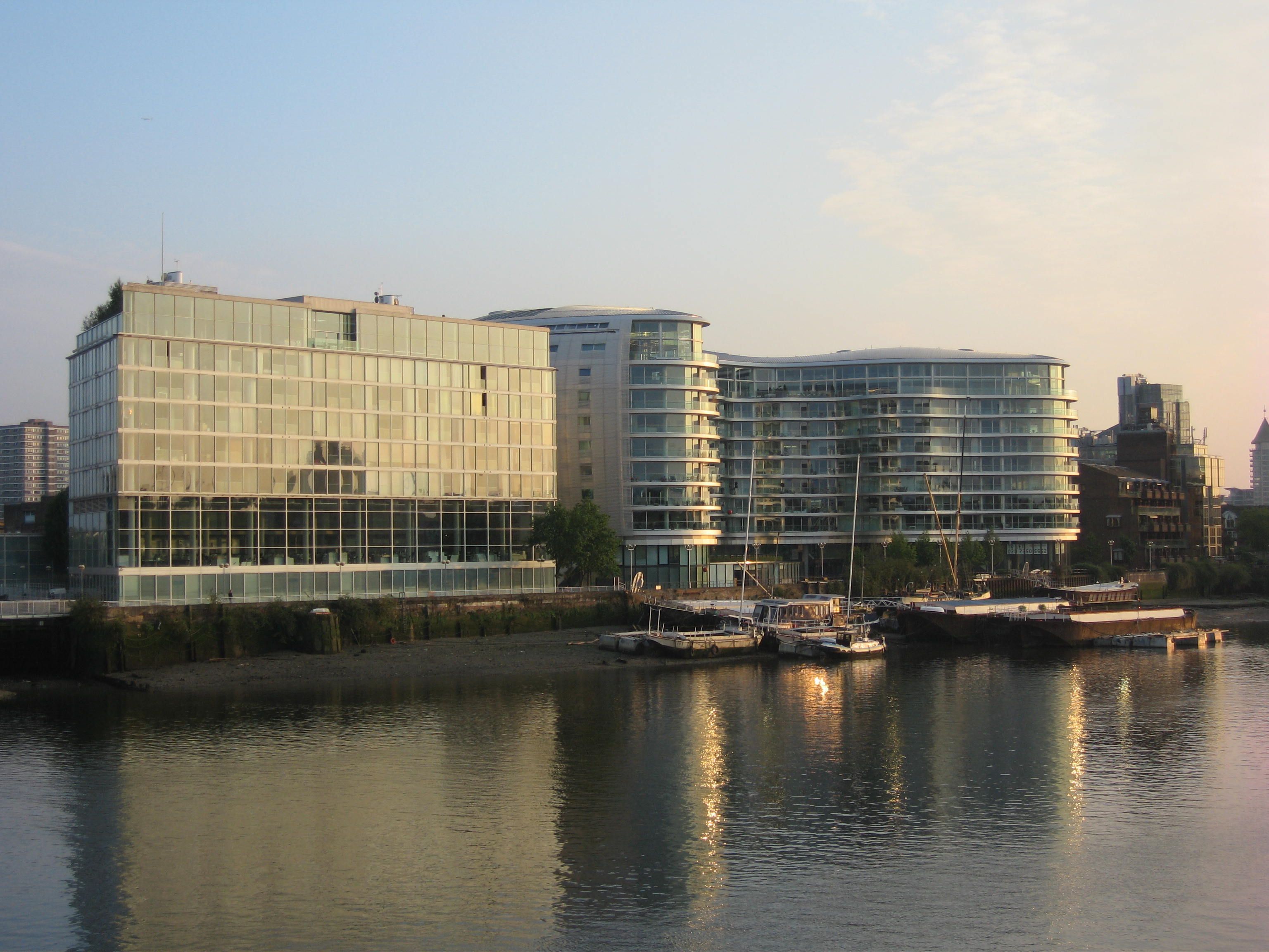 3072x2304 Foster and Partners