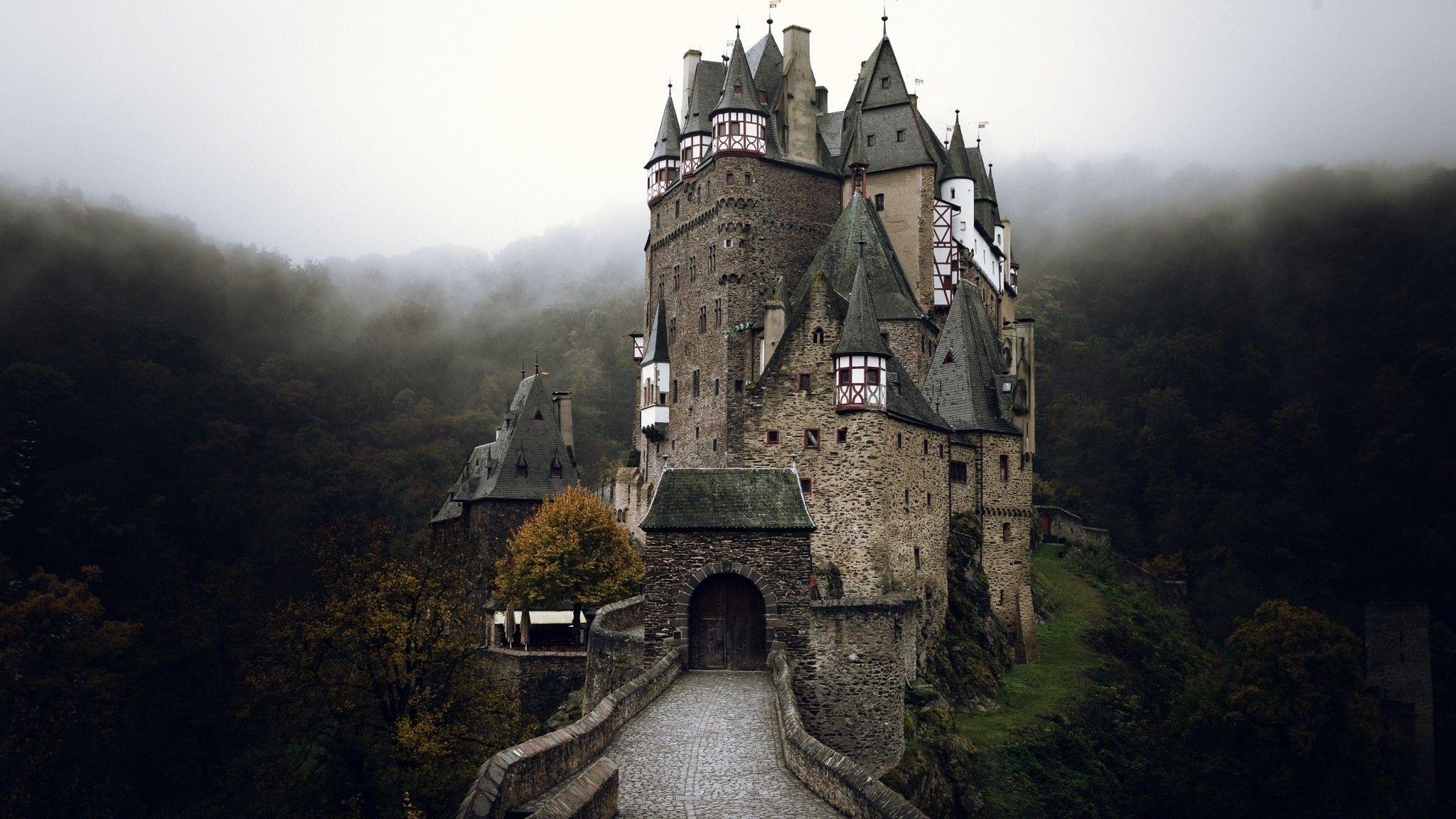 2048x1152 Medieval Castle Wallpaper