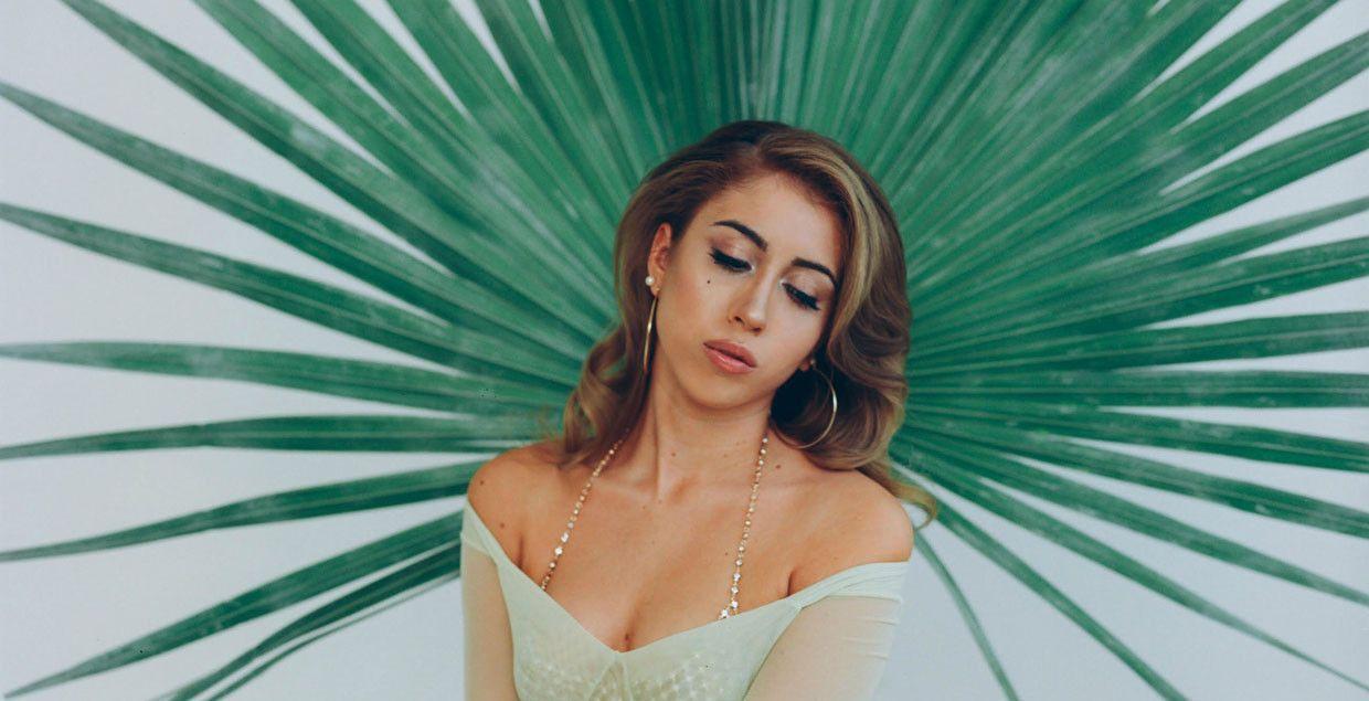 Kali Uchis Wallpapers - Top Free Kali Uchis Backgrounds - WallpaperAccess