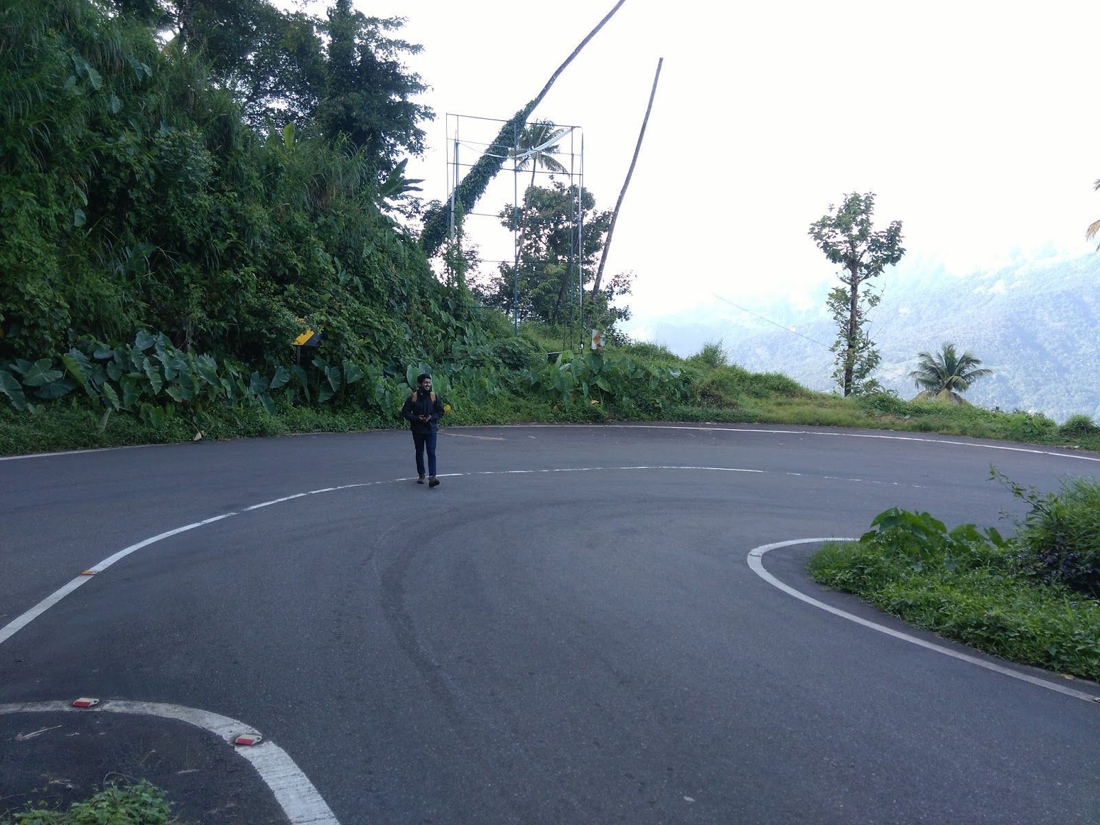1600x1200 IDUKKI TRIP WITH PK :)