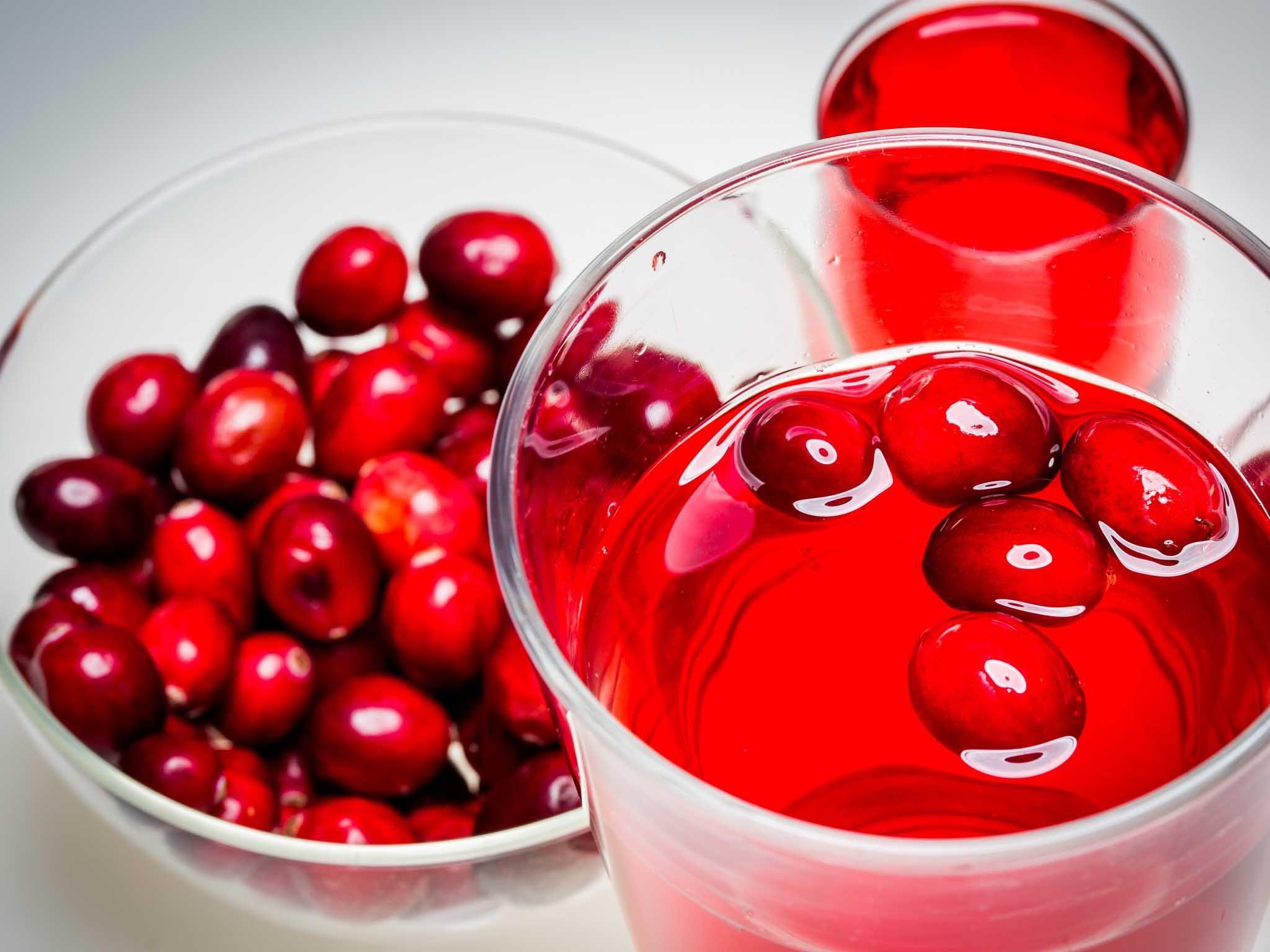 2048x1536 Cranberry Juice Wallpaper High Quality