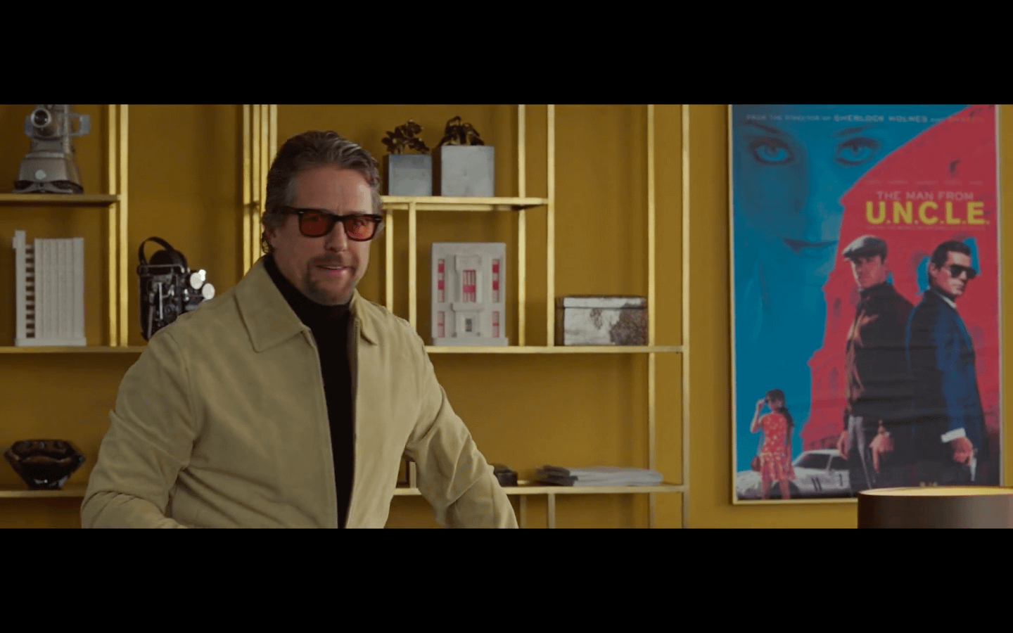 1440x900 In a scene in The Gentlemen 2019