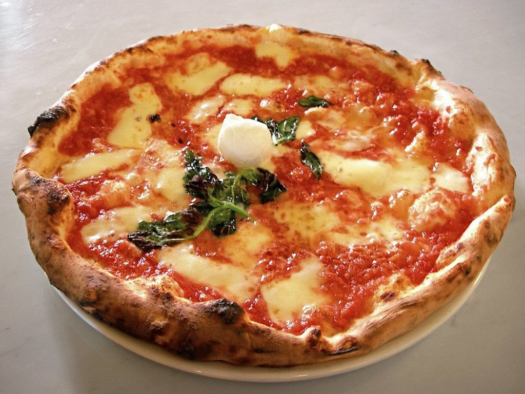 1024x768 Original Pizza Margherita from Naples