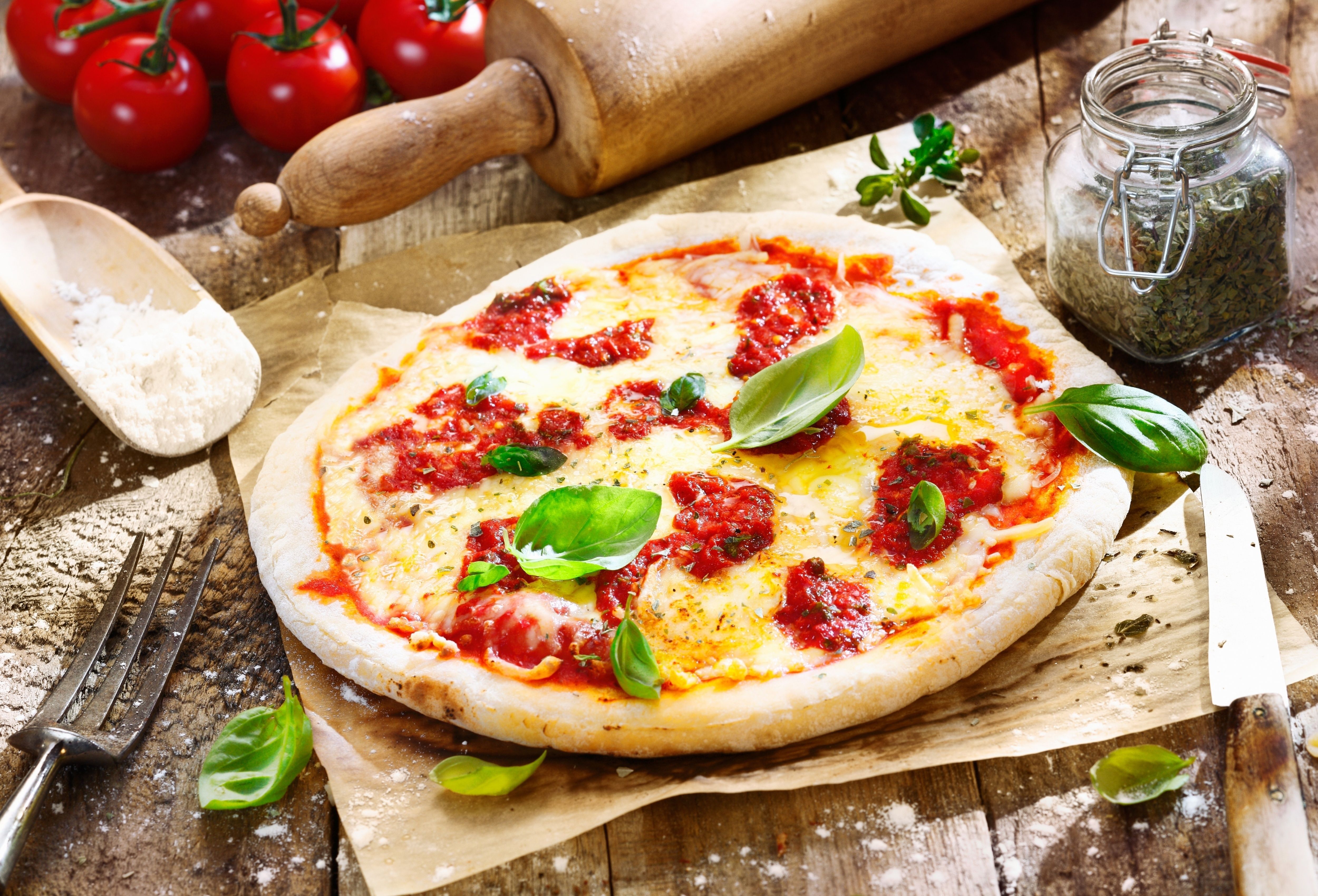 5000x3400 Download Food Pizza 4k Ultra HD Wallpaper