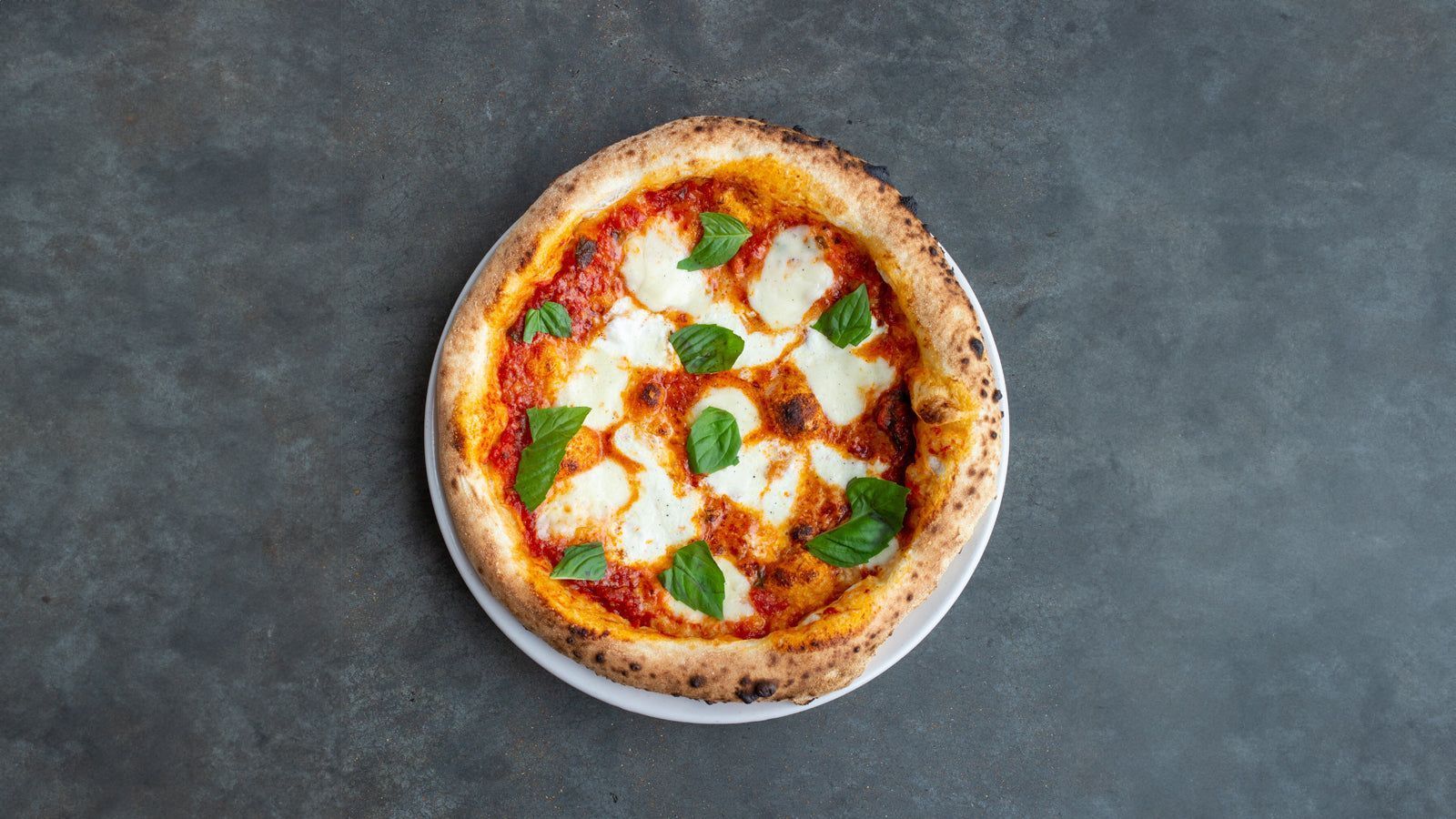 Gorgeous Margherita Pizza View in HD Gorgeous Margherita Pizza View in HD