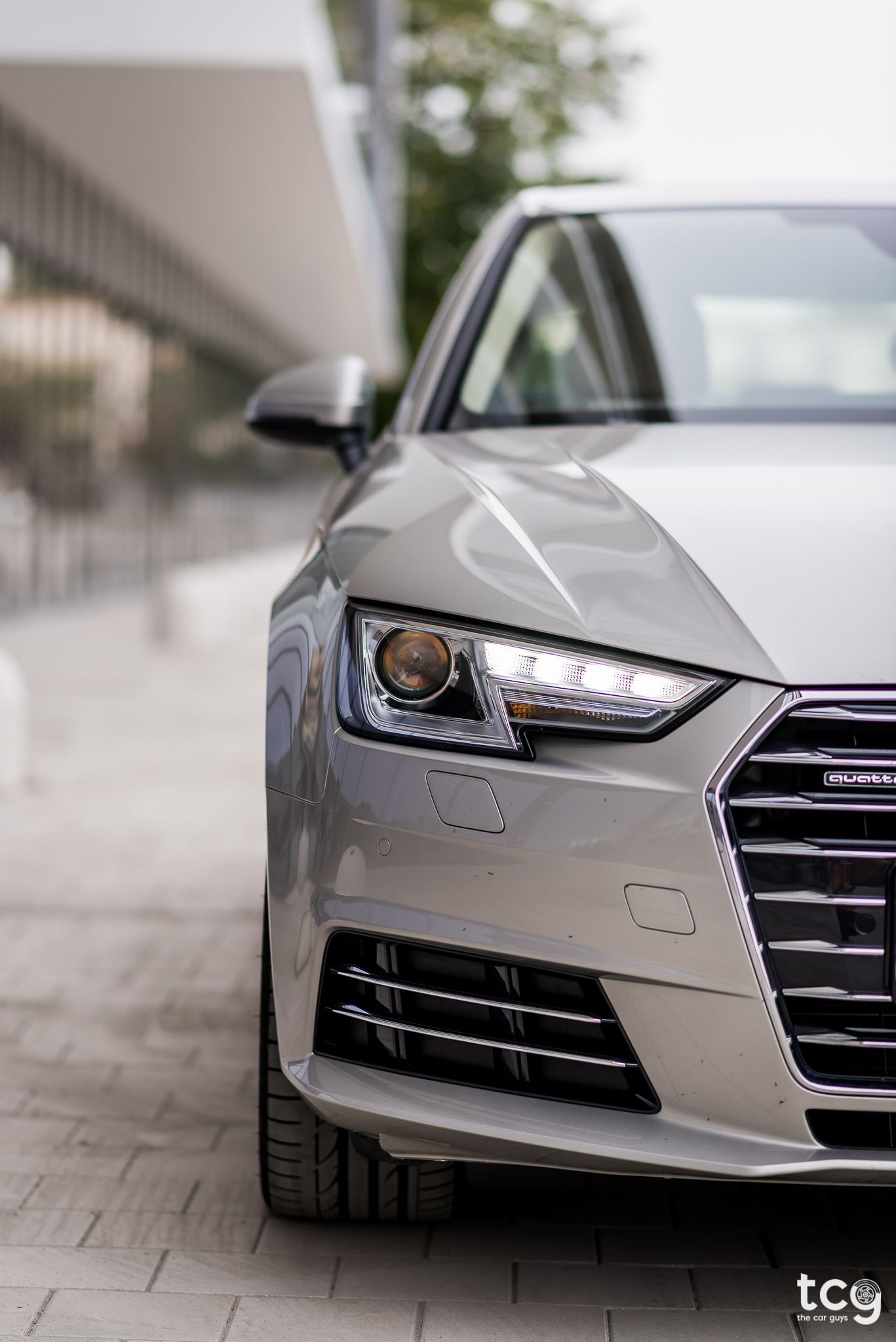 1367x2048 Audi A4 and extremely
