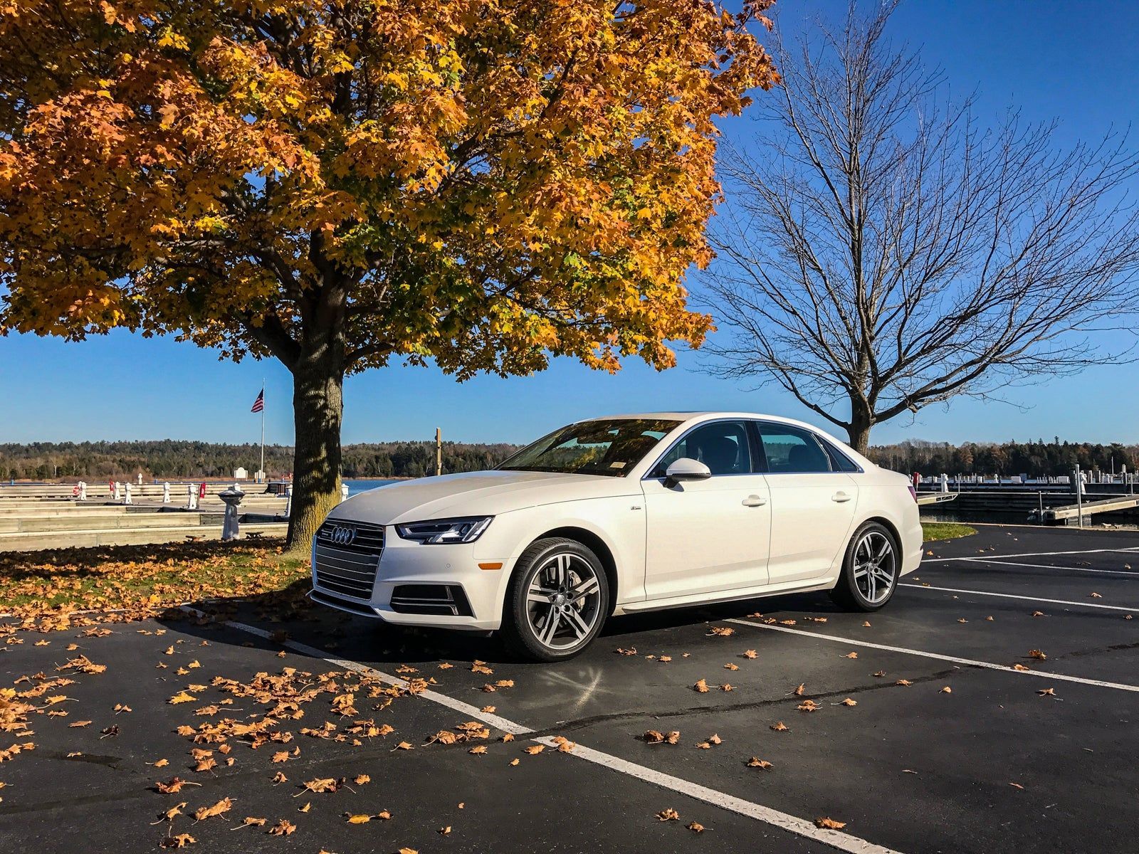 1600x1200 Audi A4 Review