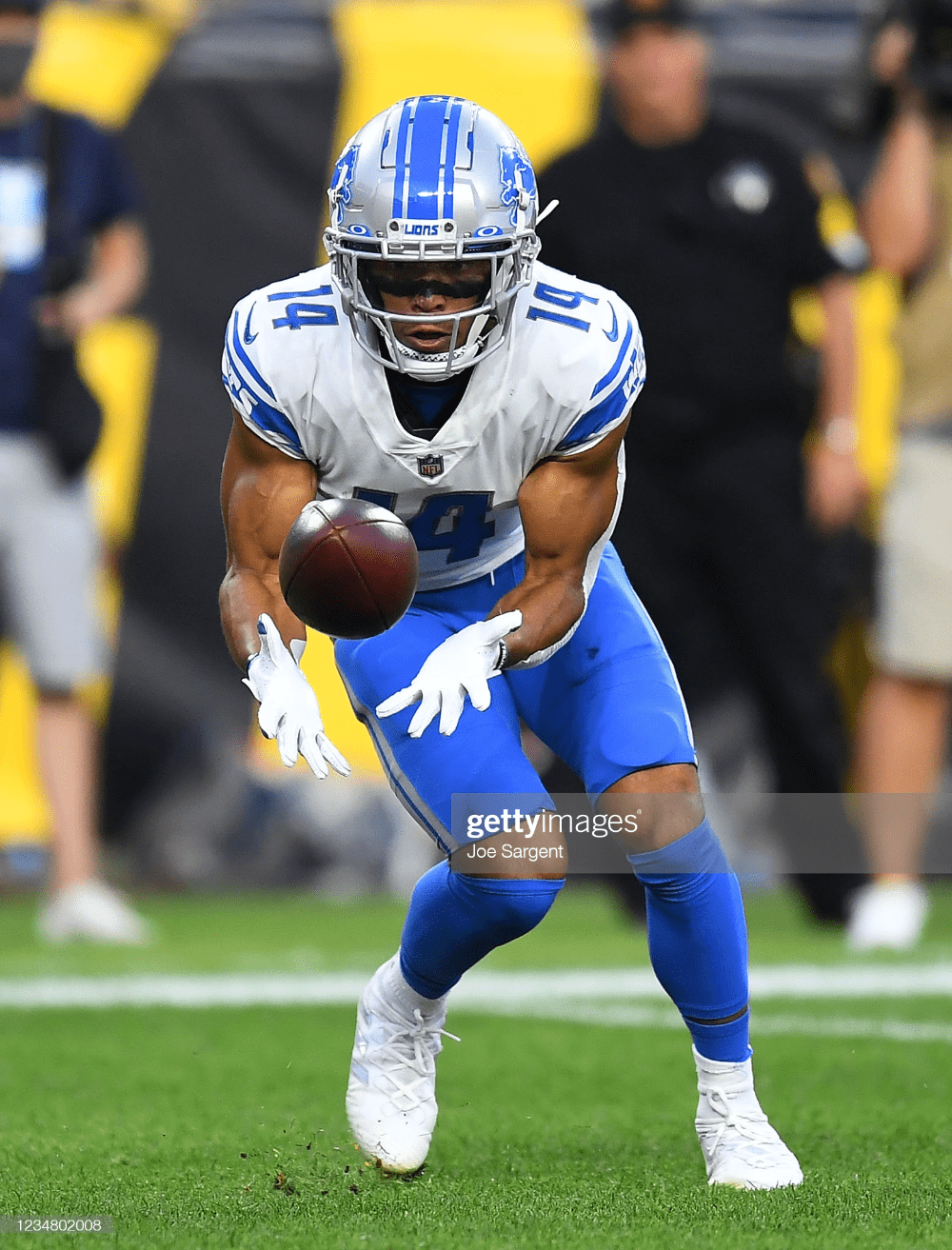 1000x1313 Amon Ra St. Brown Of The Detroit Lions