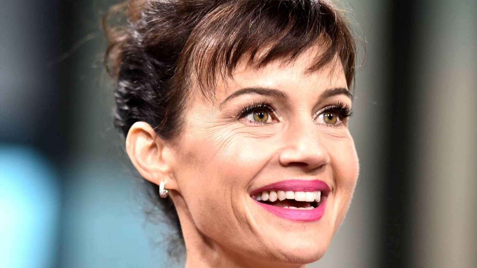 1600x900 The Transformation Of Carla Gugino From