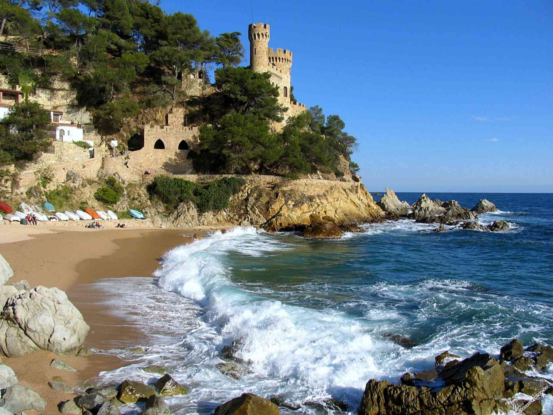 1920x1440 Lloret de Mar, the azure coast of Spain, the Costa Brava