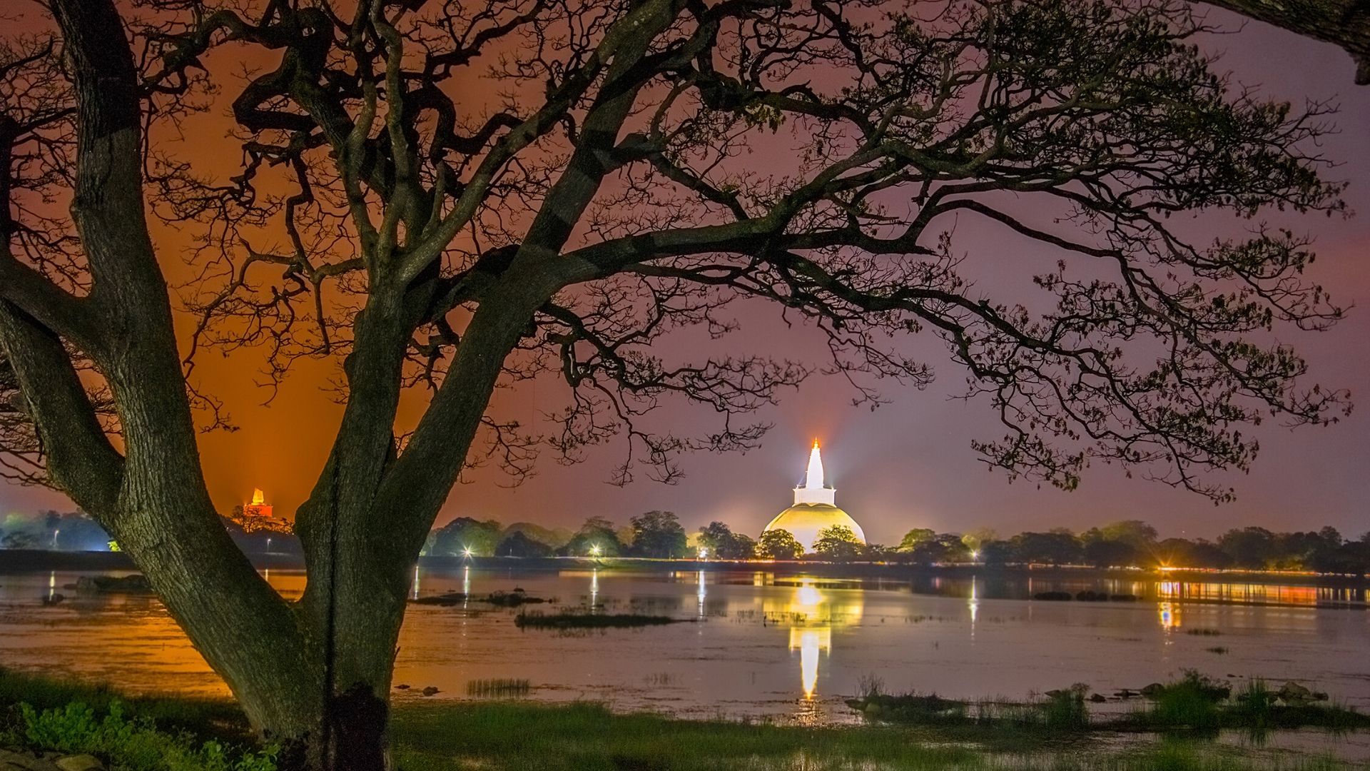 1920x1080 Sacred City of Anuradhapura, Sri Lanka
