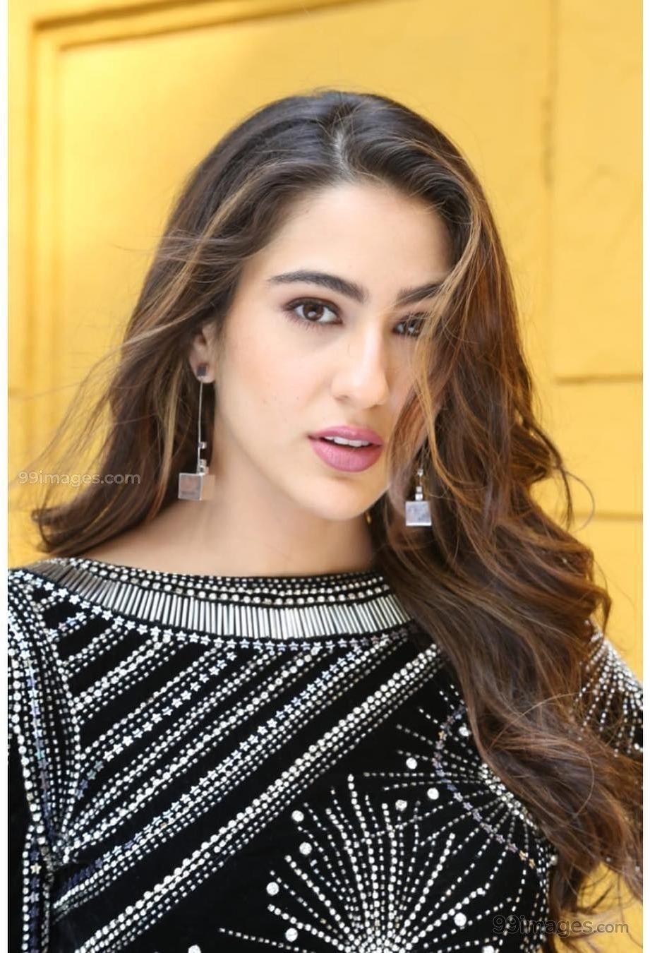 921x1350 ✅ Sara Ali Khan Beautiful HD Photohoot Stills & Mobile