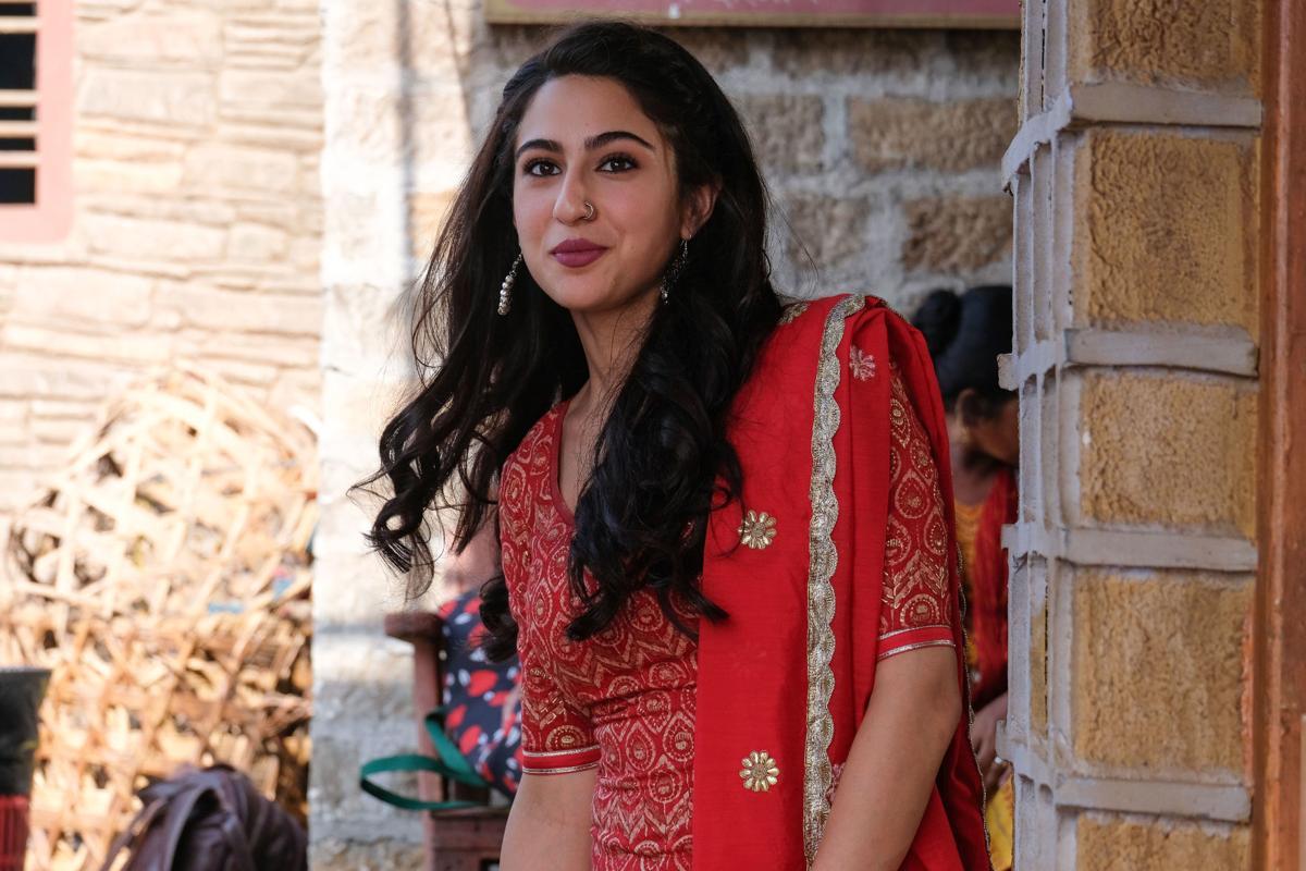 1200x800 Sara Ali Khan Photo Picture GalleryBreezemasti