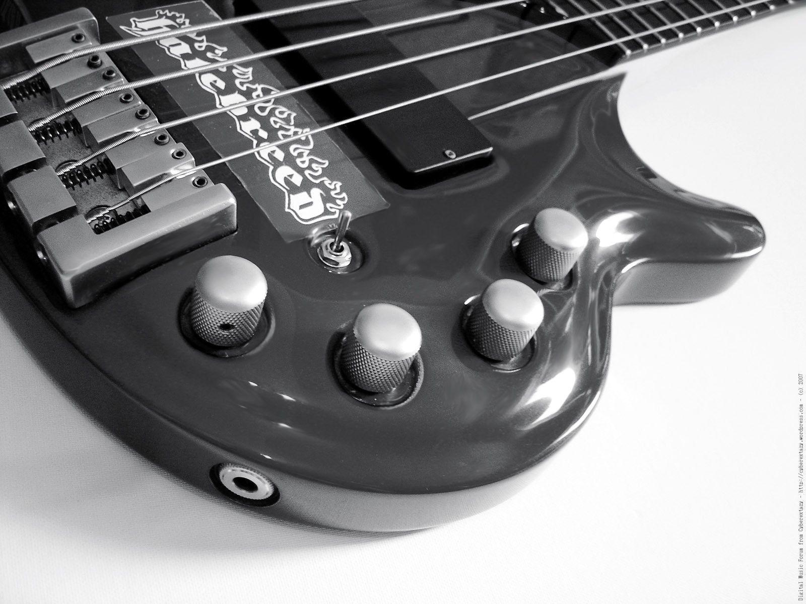 1600x1200 Bass Guitar Wallpaper
