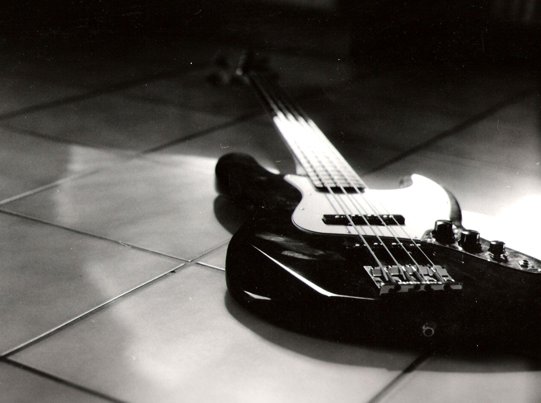 1873x1394 Bass Guitar Black HD wallpaper Gallery
