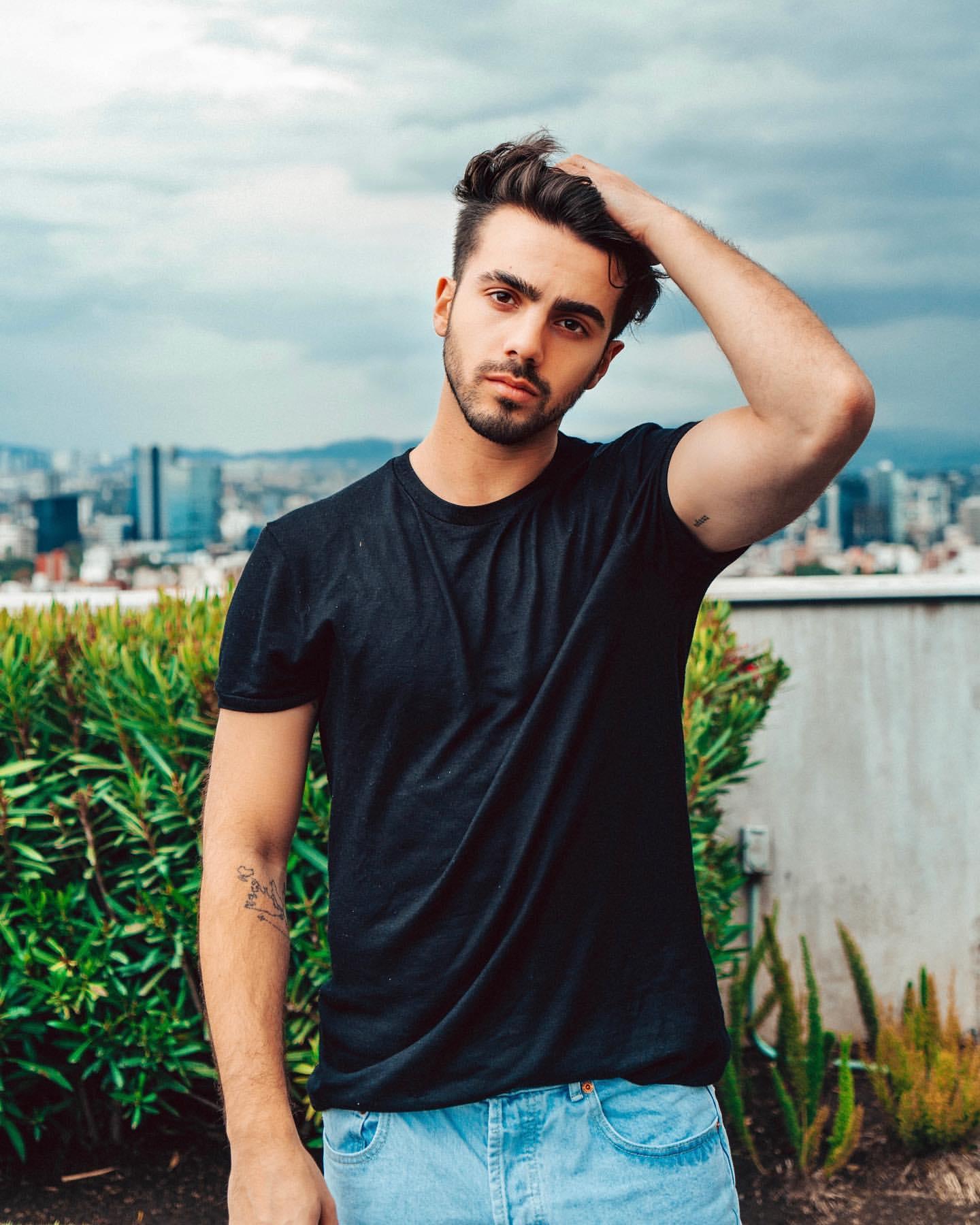 1440x1800 Fede Vigevani Wallpaper 4K APK