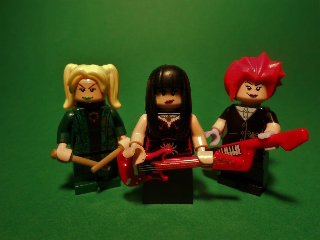 1024x768 Hex Girls. I had a fair few requests