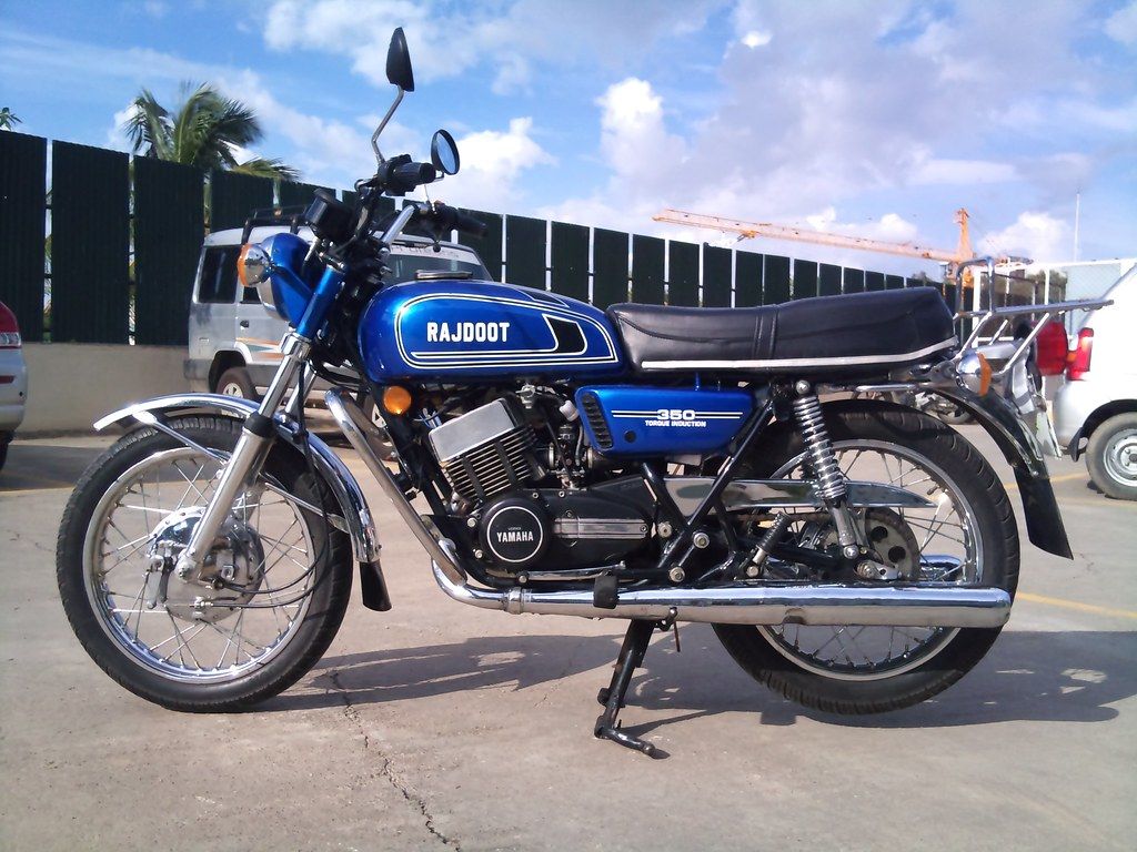 1024x768 Rajdoot Yamaha RD 350