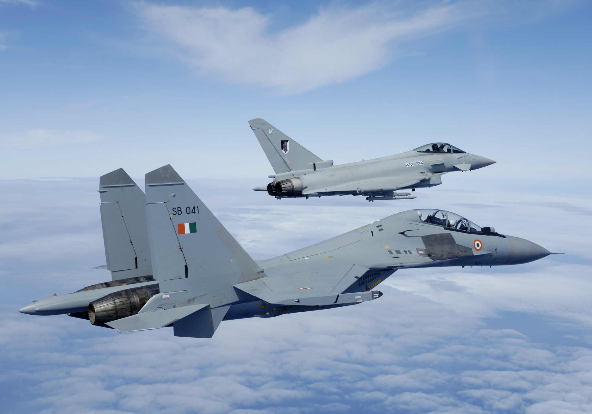 2000x1400 Download Warplane Aircraft Jet Fighter