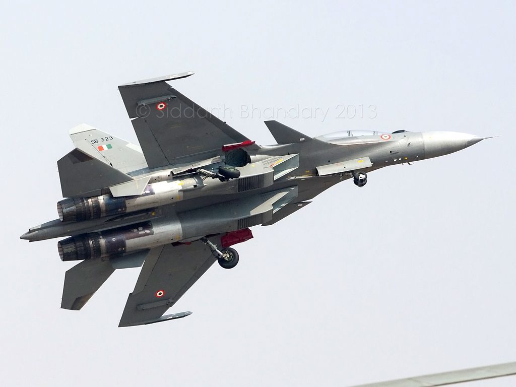 1024x768 Indian Air Force Sukhoi Su 30MKI SB323