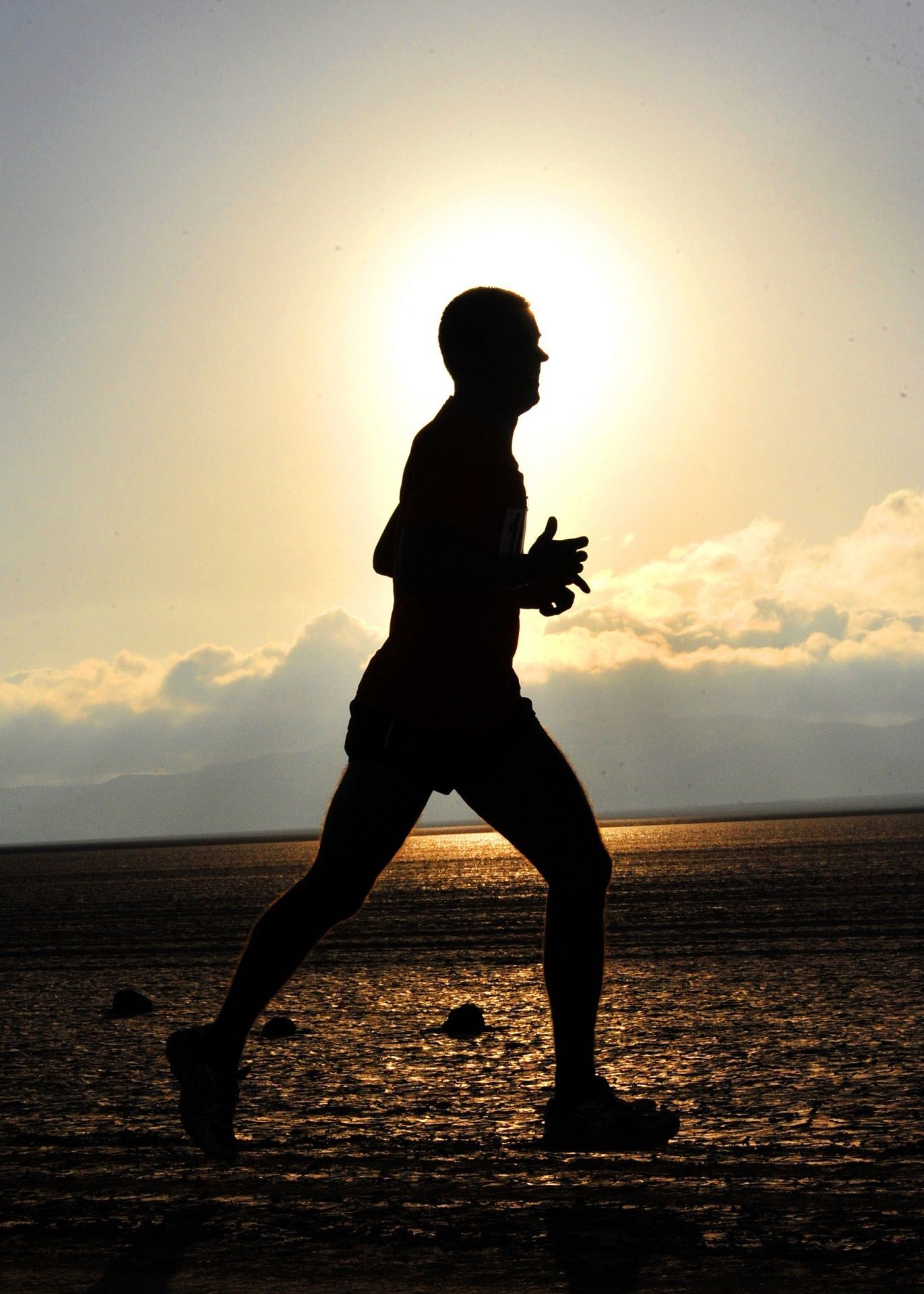 1371x1920 Runner, long distance, fitness, running
