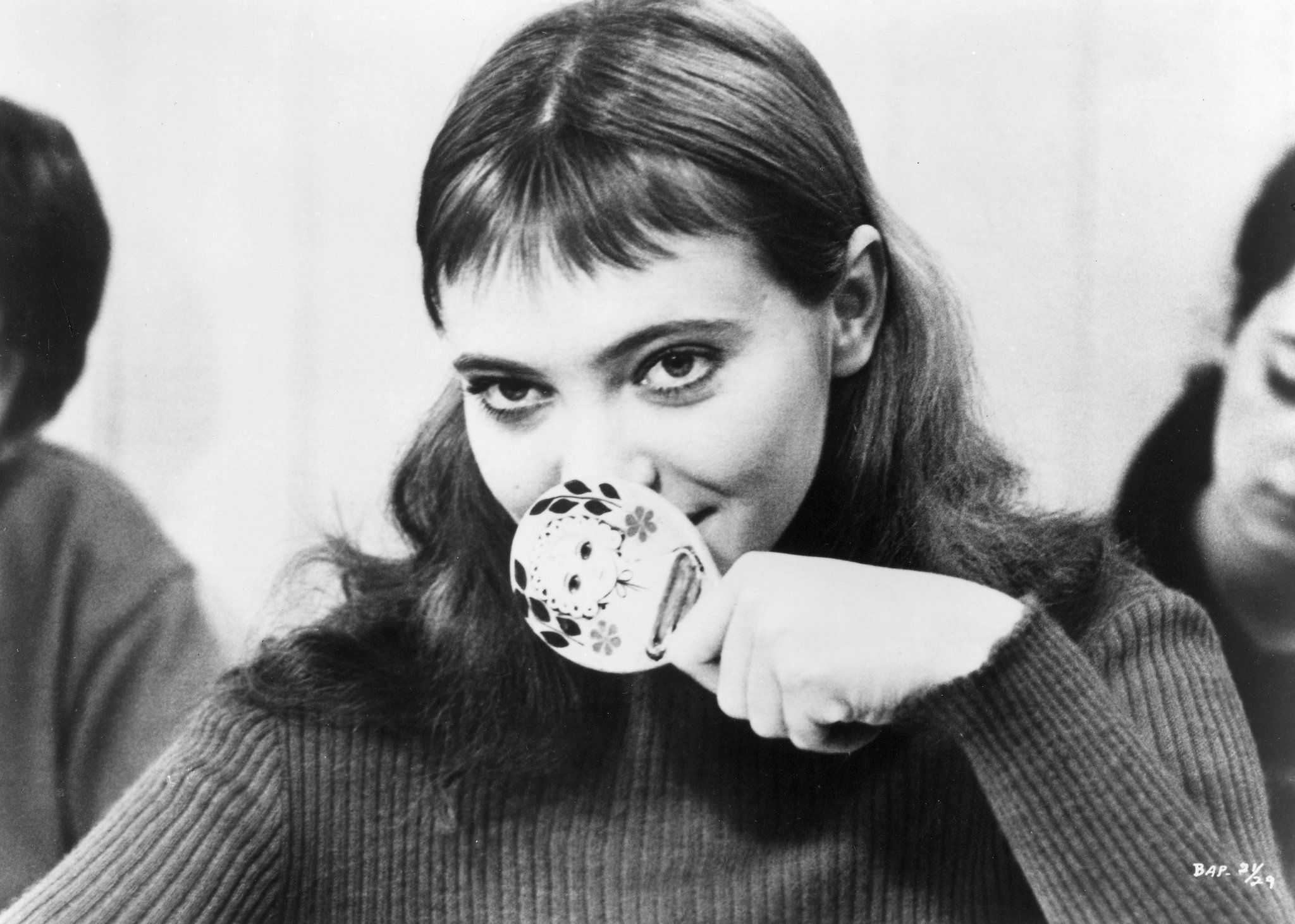 2048x1462 Anna Karina, Star of French New Wave