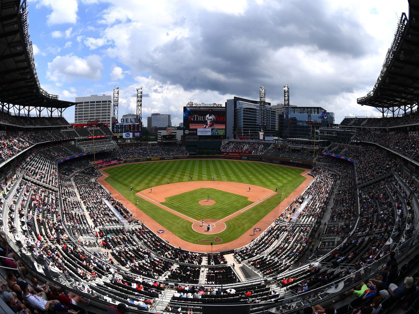 1400x1050 guide to SunTrust Park and The Battery
