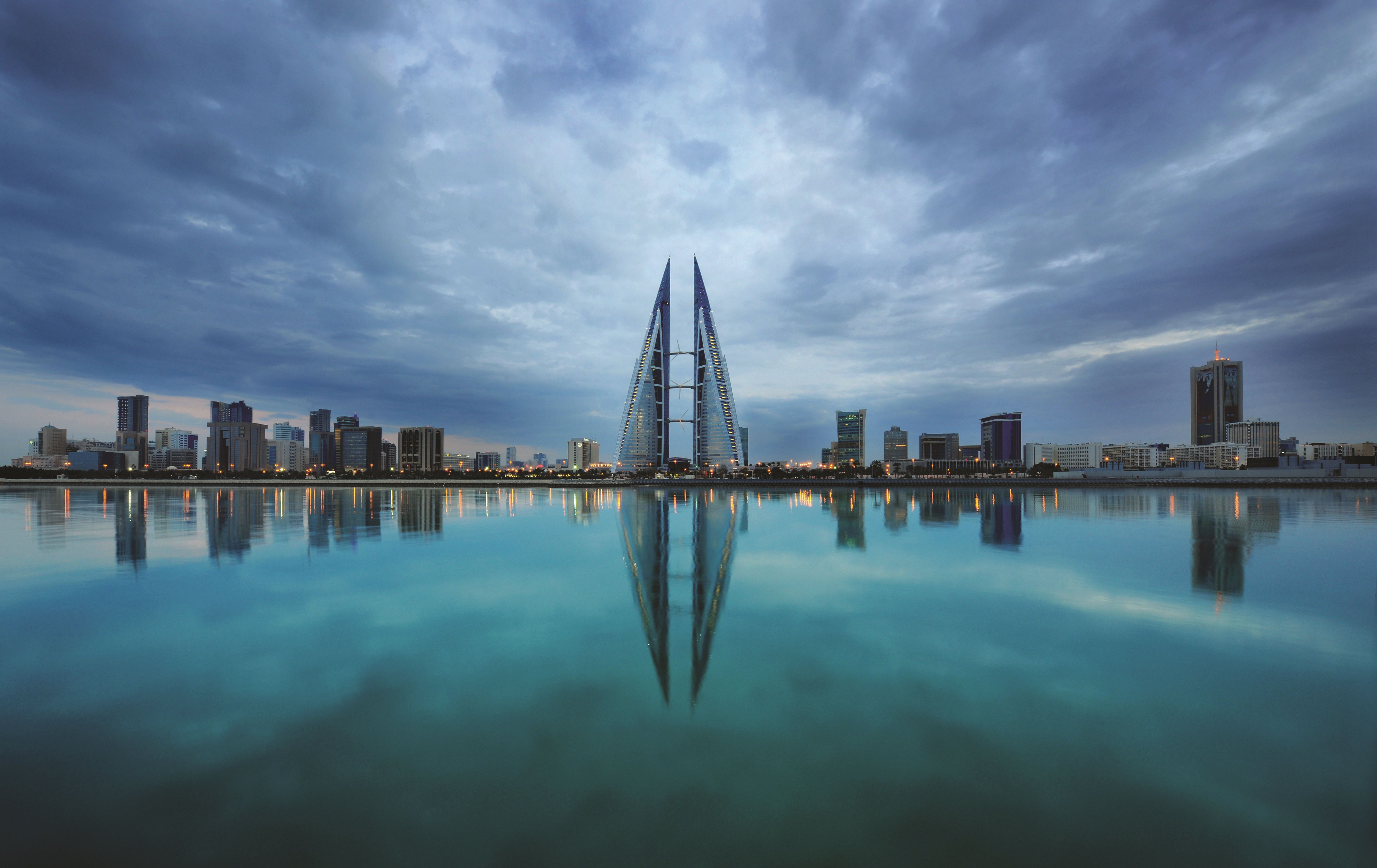 6008x3788 Manama Wallpaper