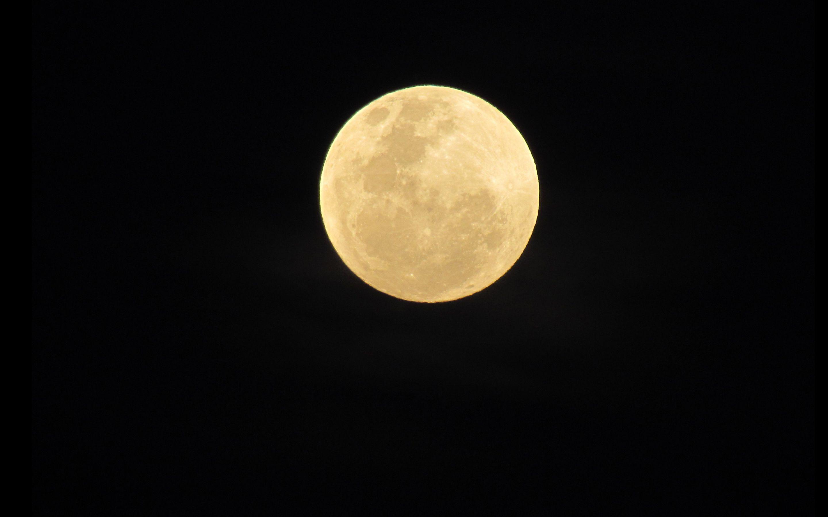 2880x1800 Full moon HD