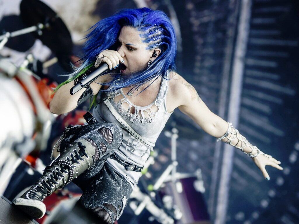1024x768 Blue Hair Rock Decor WALL POSTER PRINT