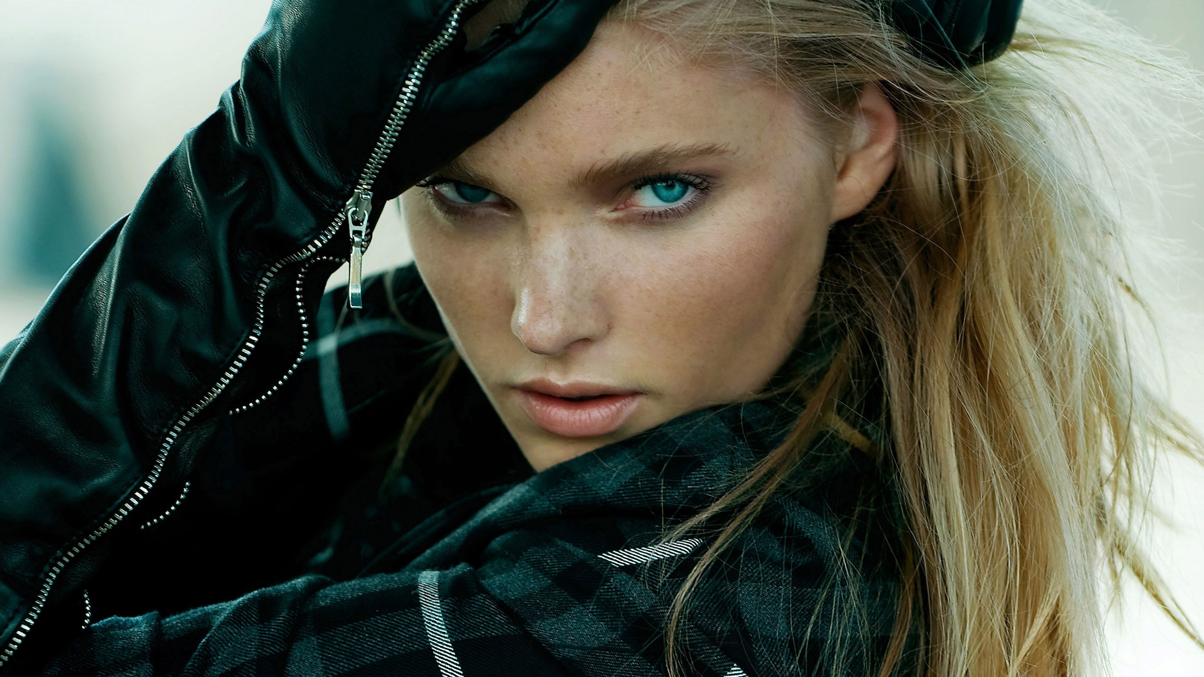 3840x2160 Elsa Hosk Model Pose Girl Art