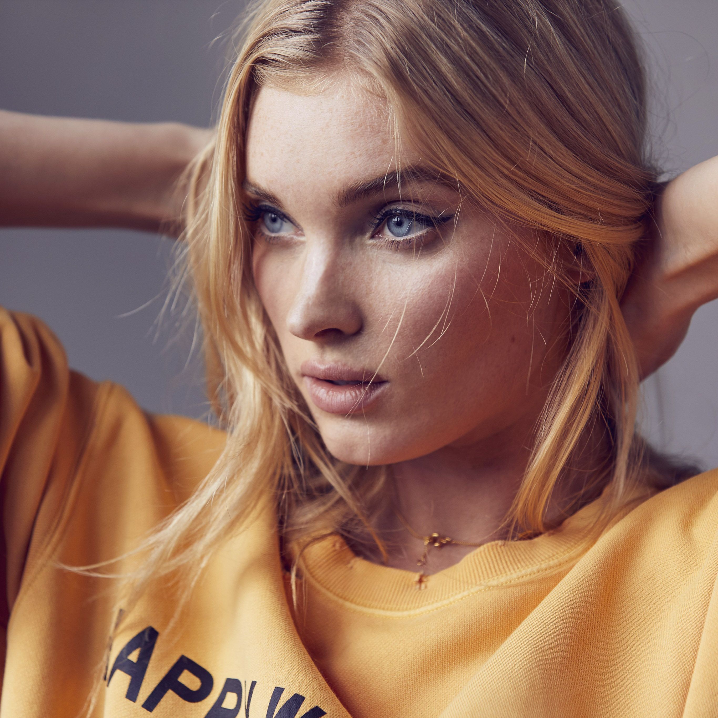 2732x2732 Elsa Hosk Yellow Model Girl