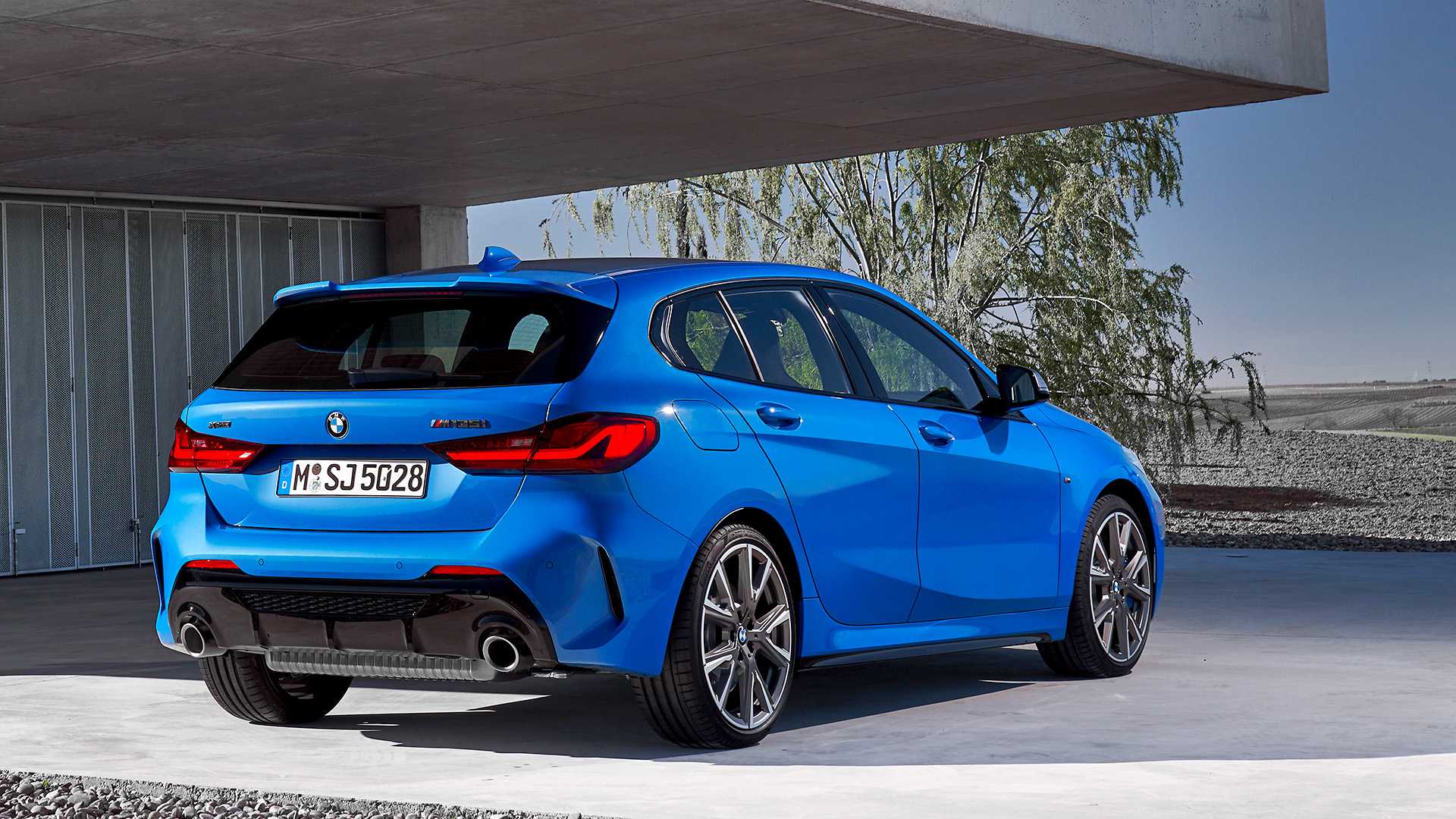 1920x1080 2020 BMW M135i XDrive Color Misano Blue