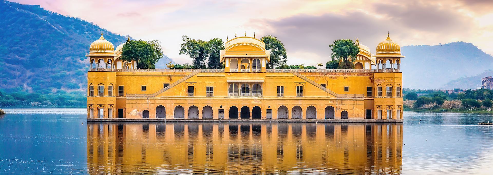 1920x685 Luxury vacations in India. Audley