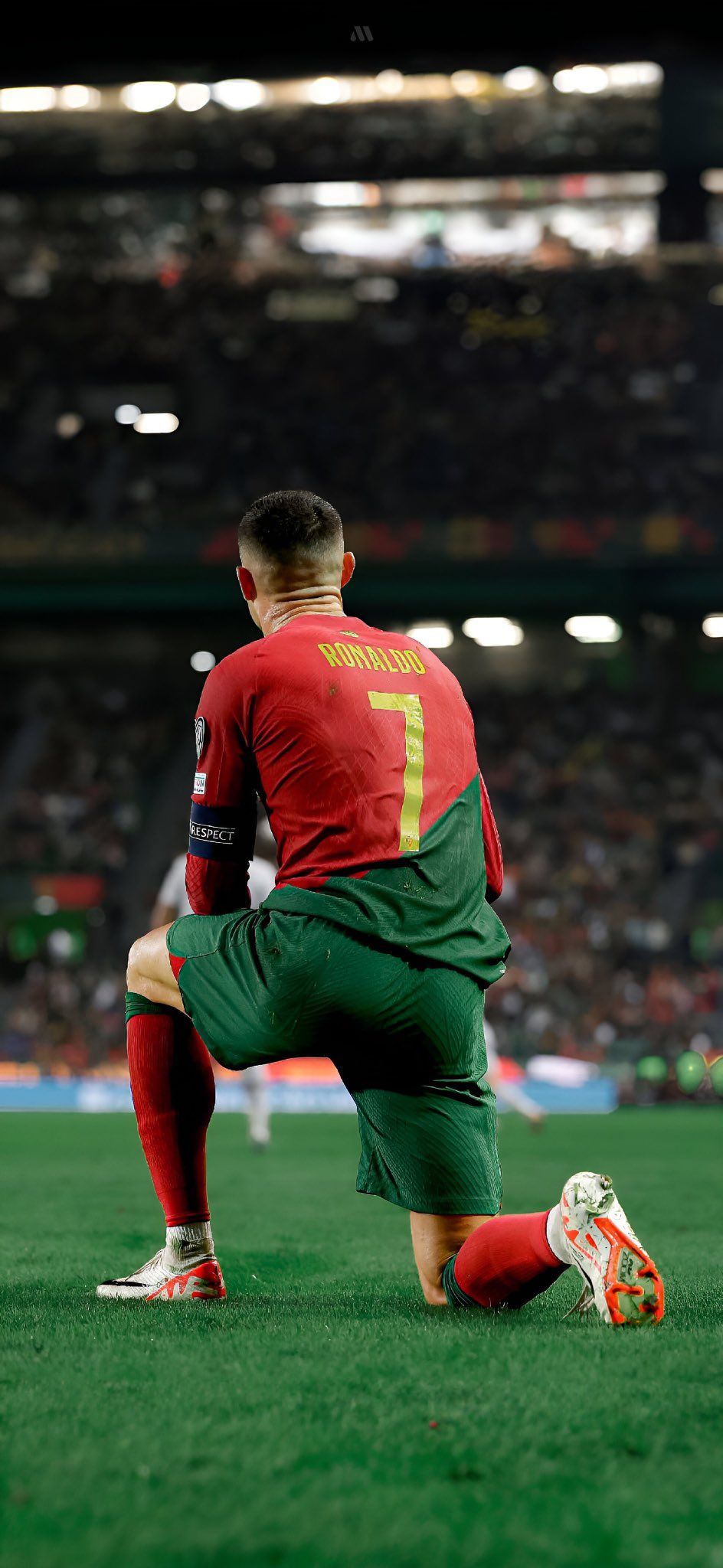 944x2048 Football Wallpaper│4K on X