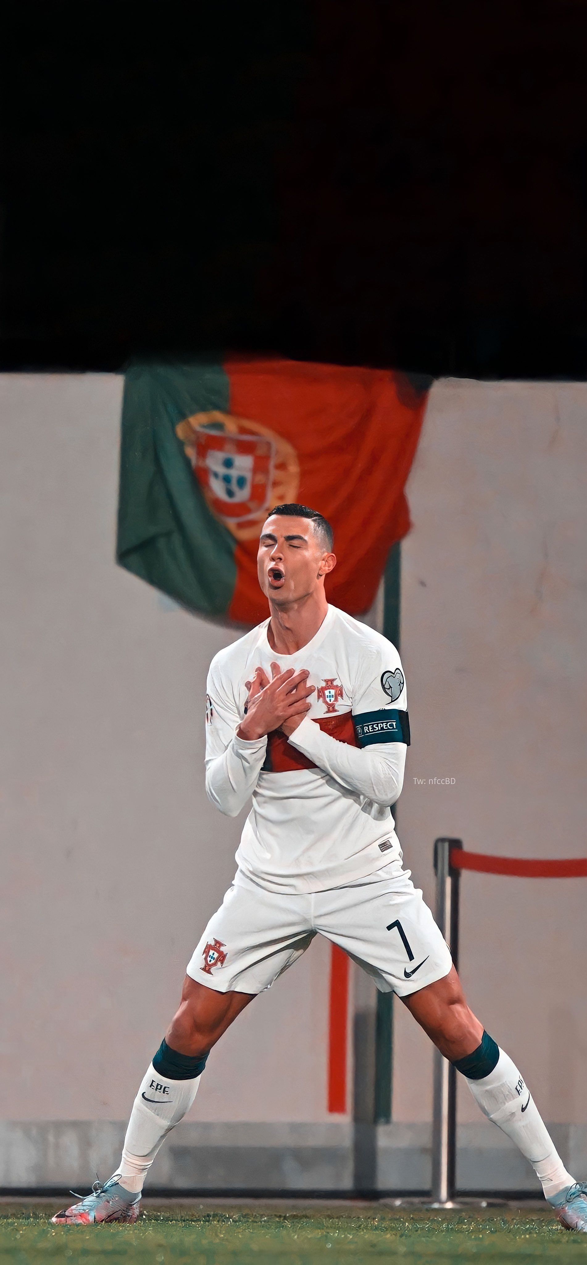 1902x4096 بدر