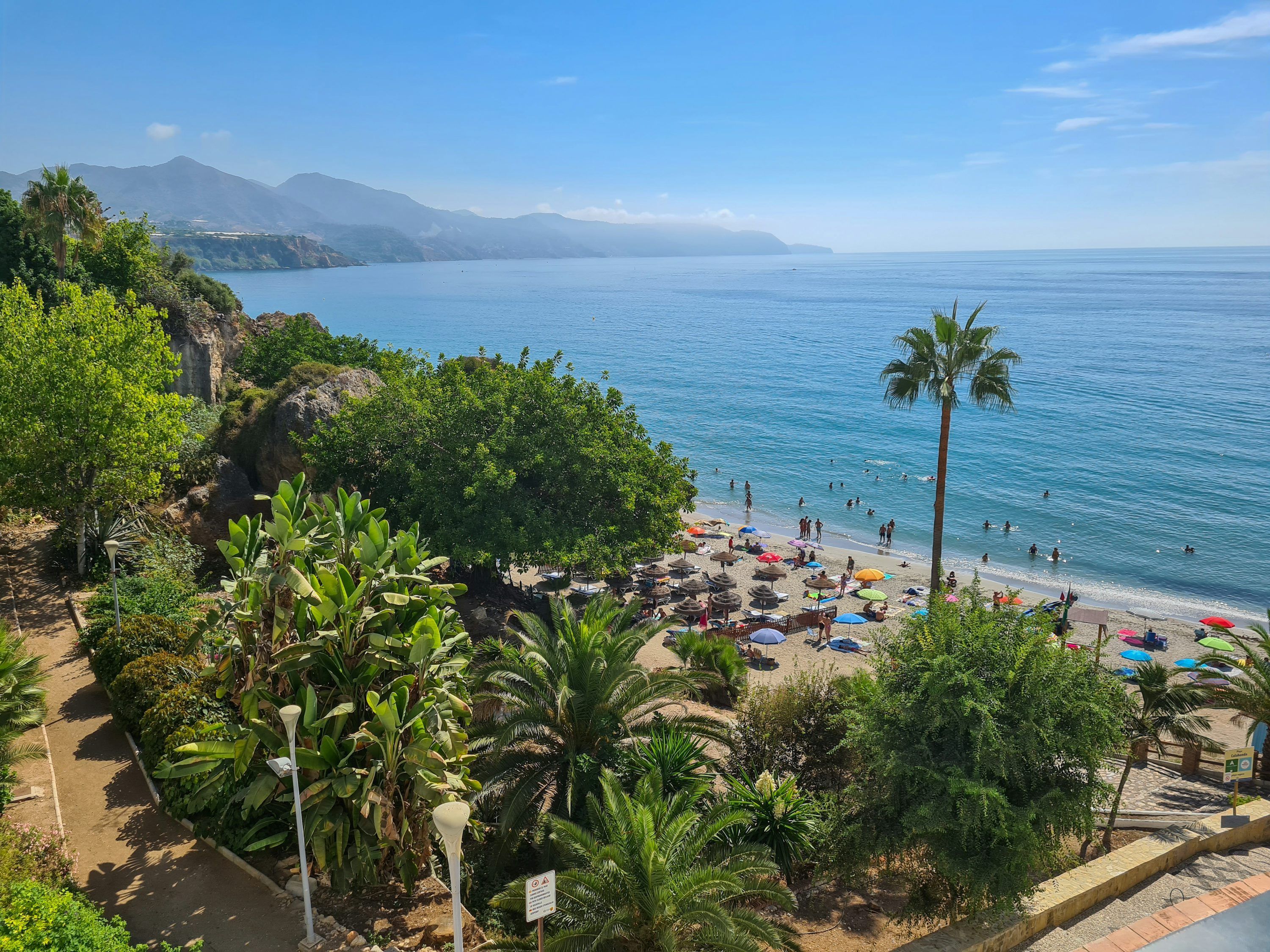 3000x2250 Nerja Picture. Download Free Image