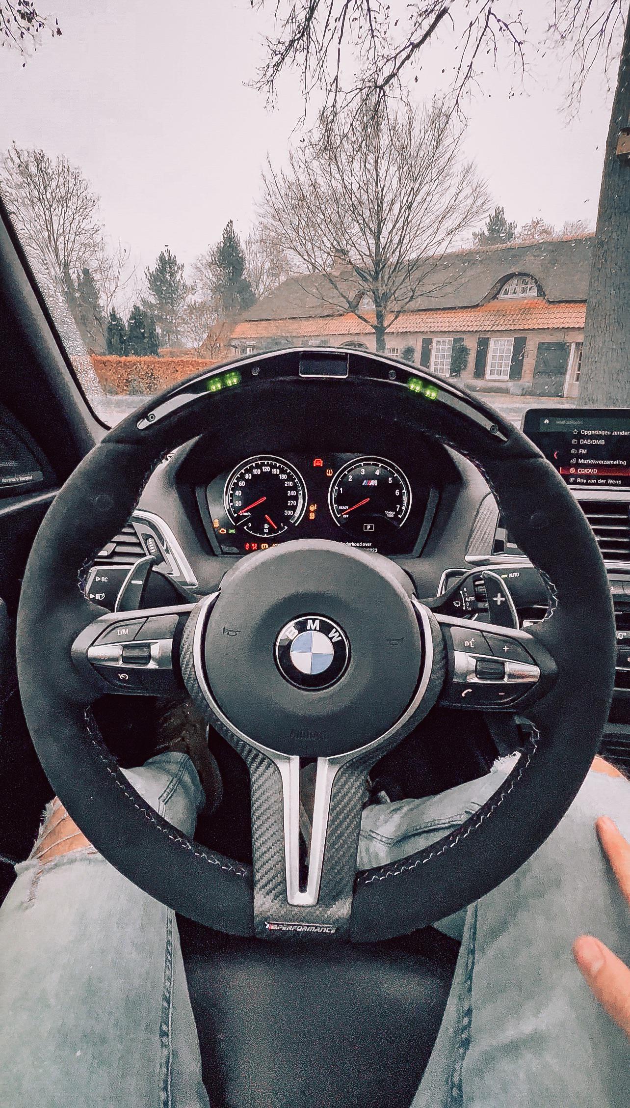 1284x2256 M Performance Steering wheel on my M2