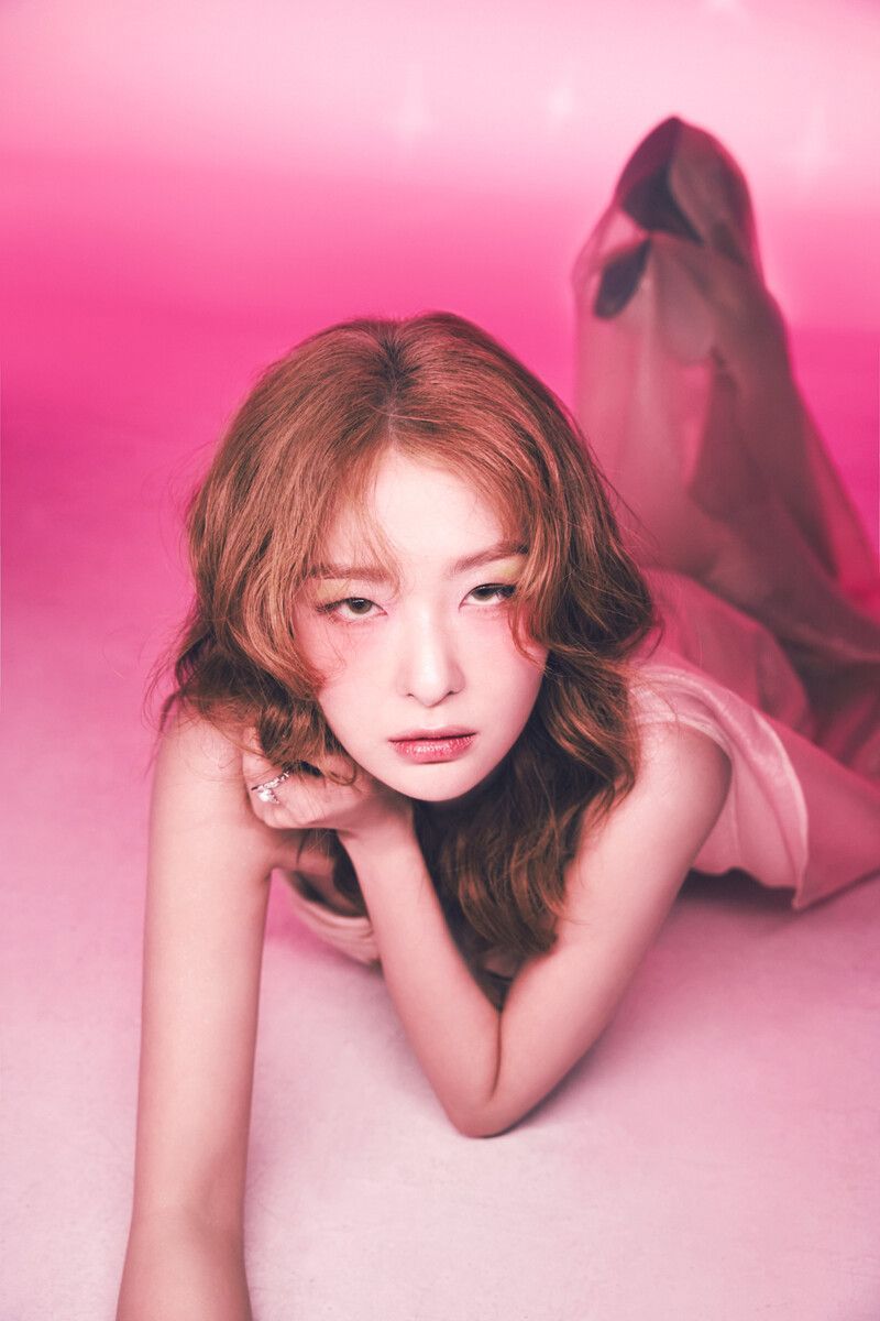 800x1200 Red Velvet - 'Cosmic' Concept Photo