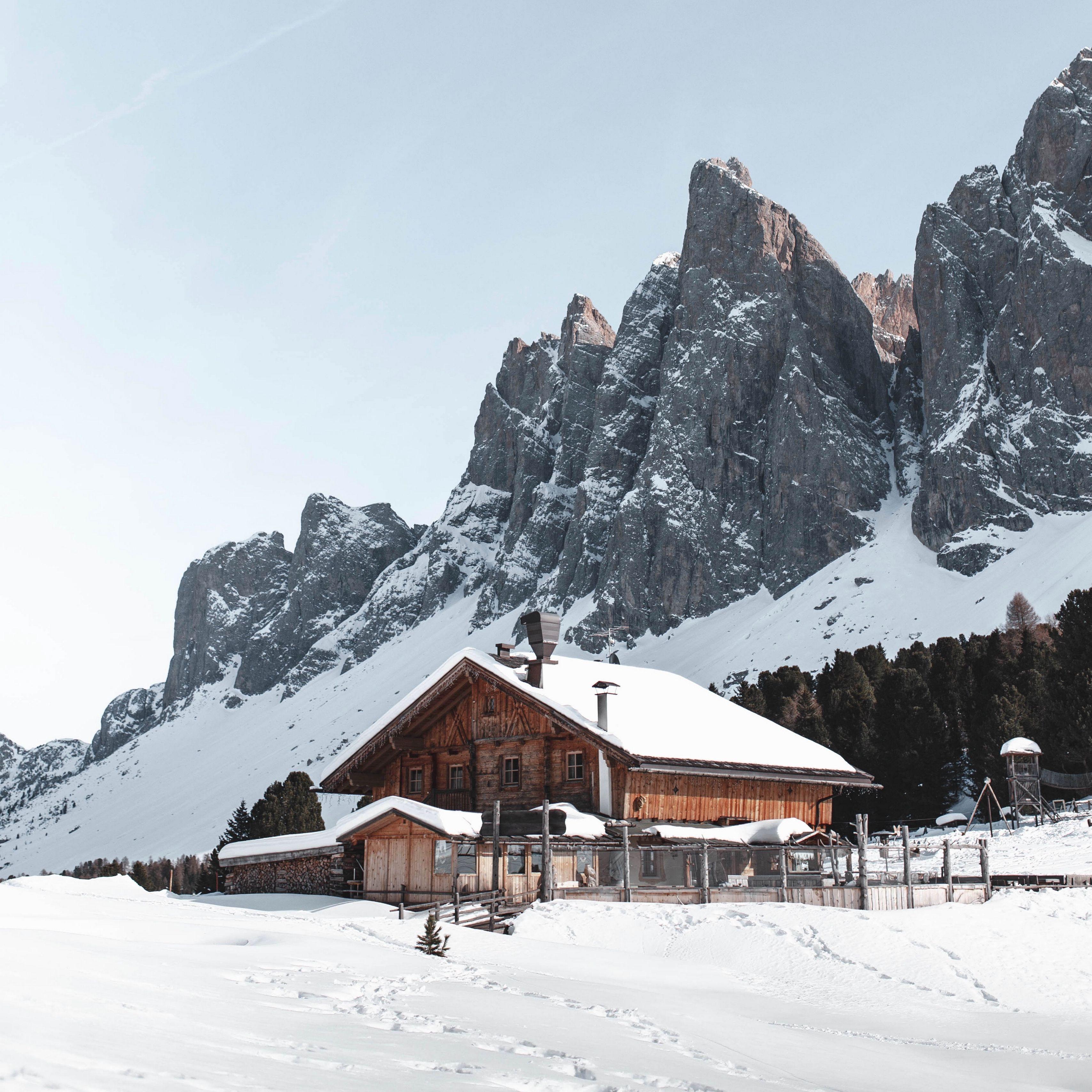 3415x3415 Download wallpaper 3415x3415 house, mountains, snow, villa