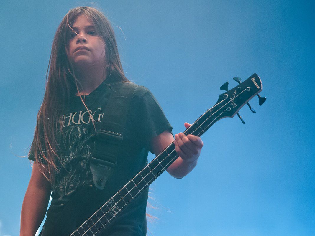 1068x801 son, Tye, perform with Suicidal Tendencies