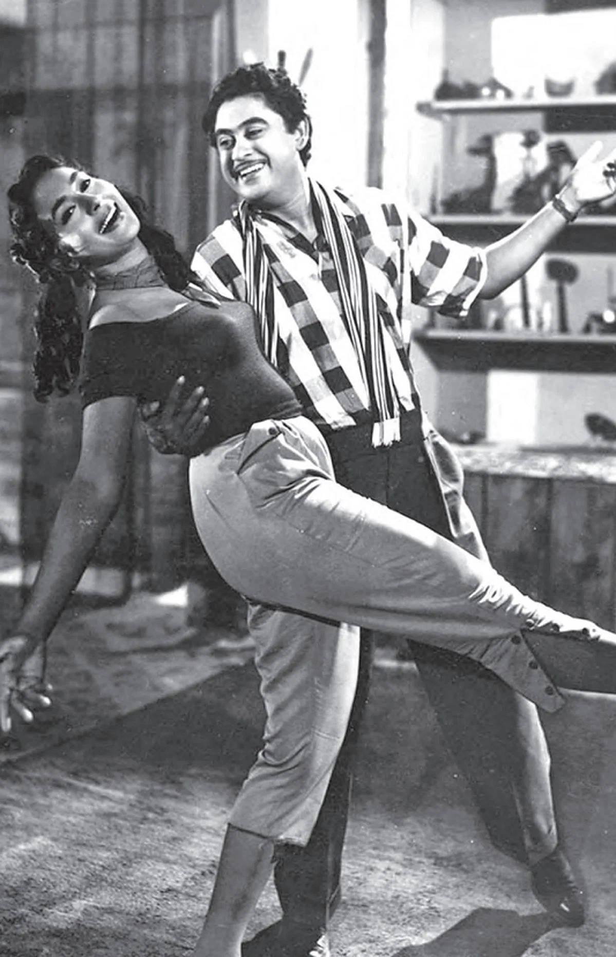 1199x1863 Download Kishore Kumar Dancing With