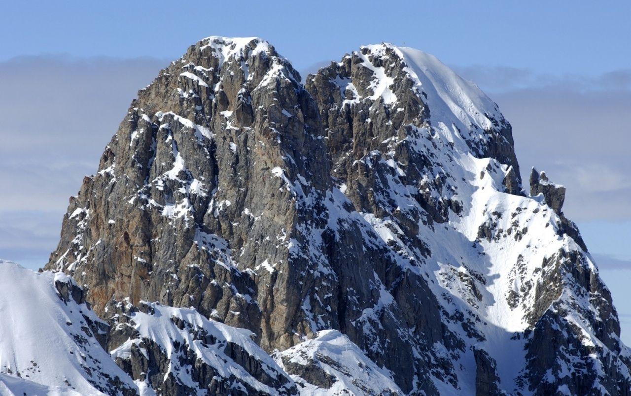 1280x804 Heart Mountains Snowy wallpaper. Heart Mountains Snowy