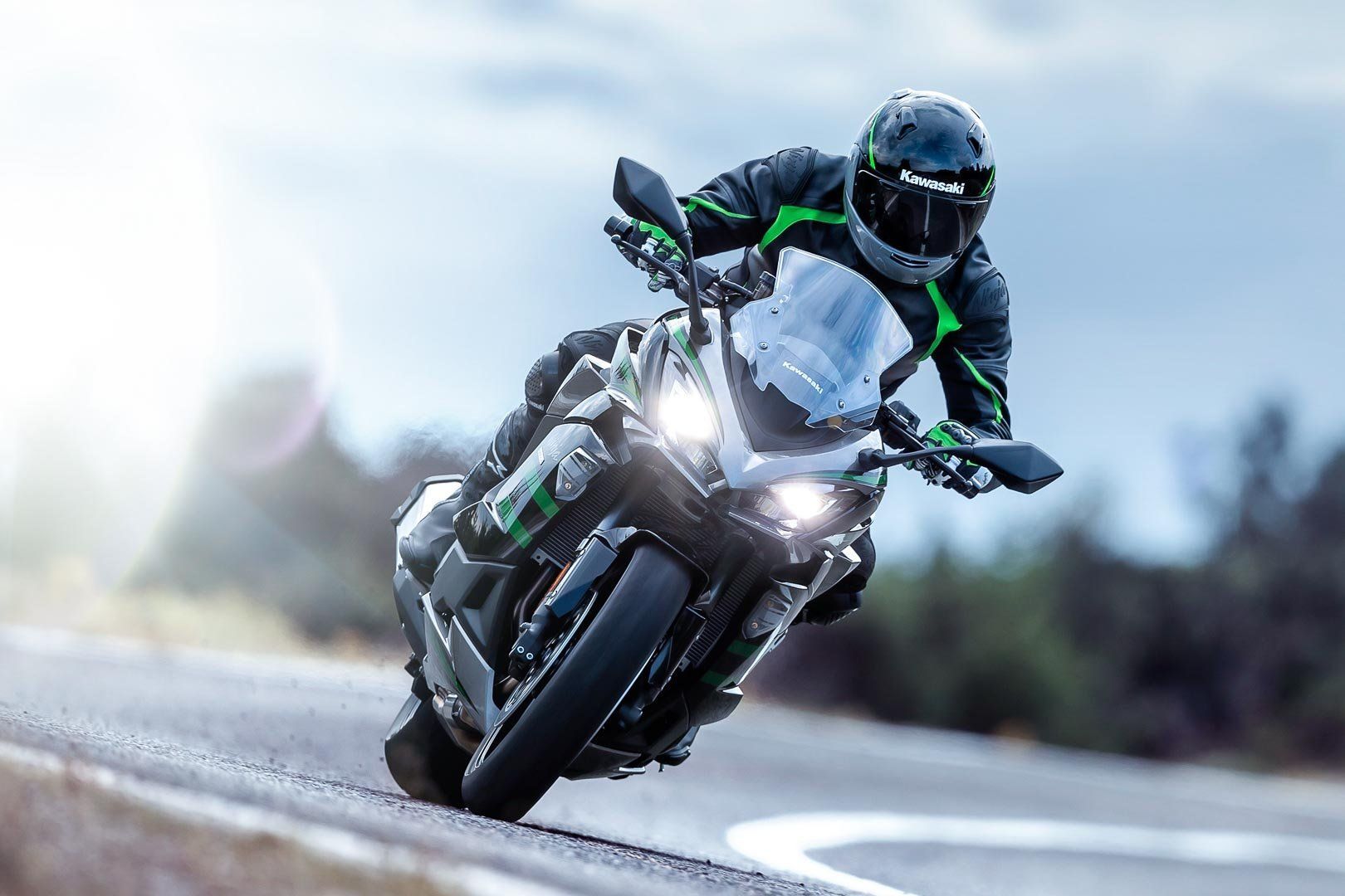1620x1080 Kawasaki Ninja 1000SX First Look